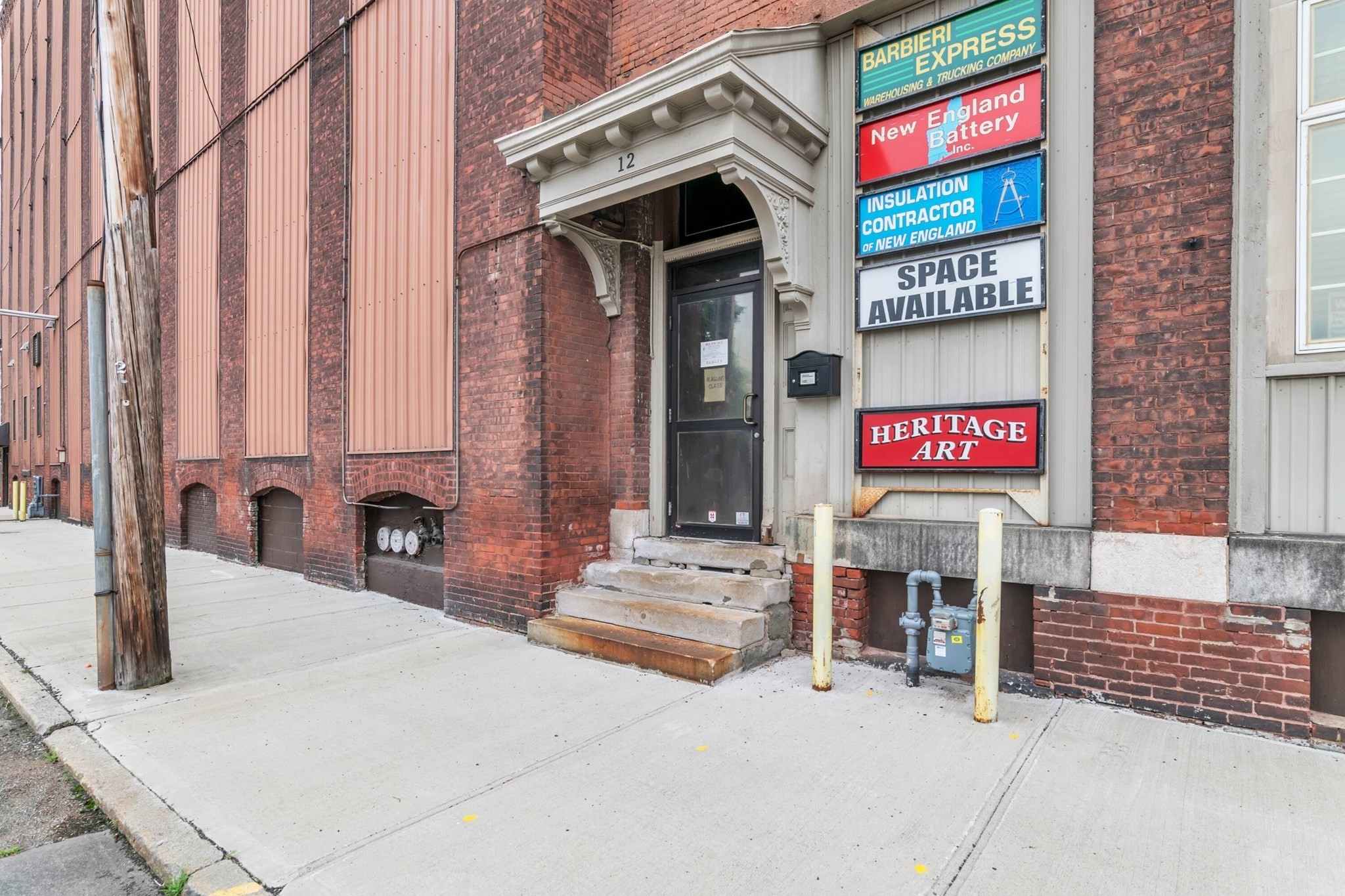 12 Crescent St, Holyoke, MA 01040 - Image 2