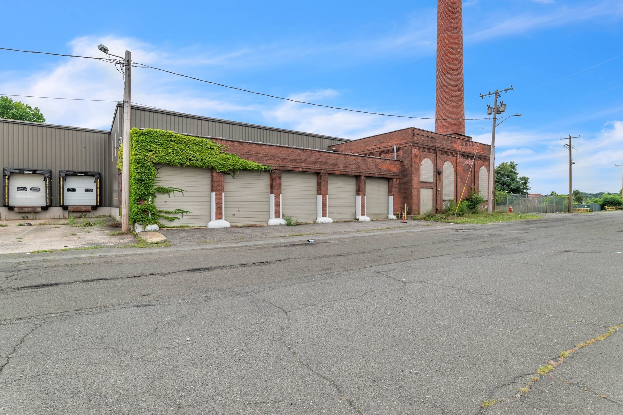 12 Crescent St, Holyoke, MA 01040 - Image 11