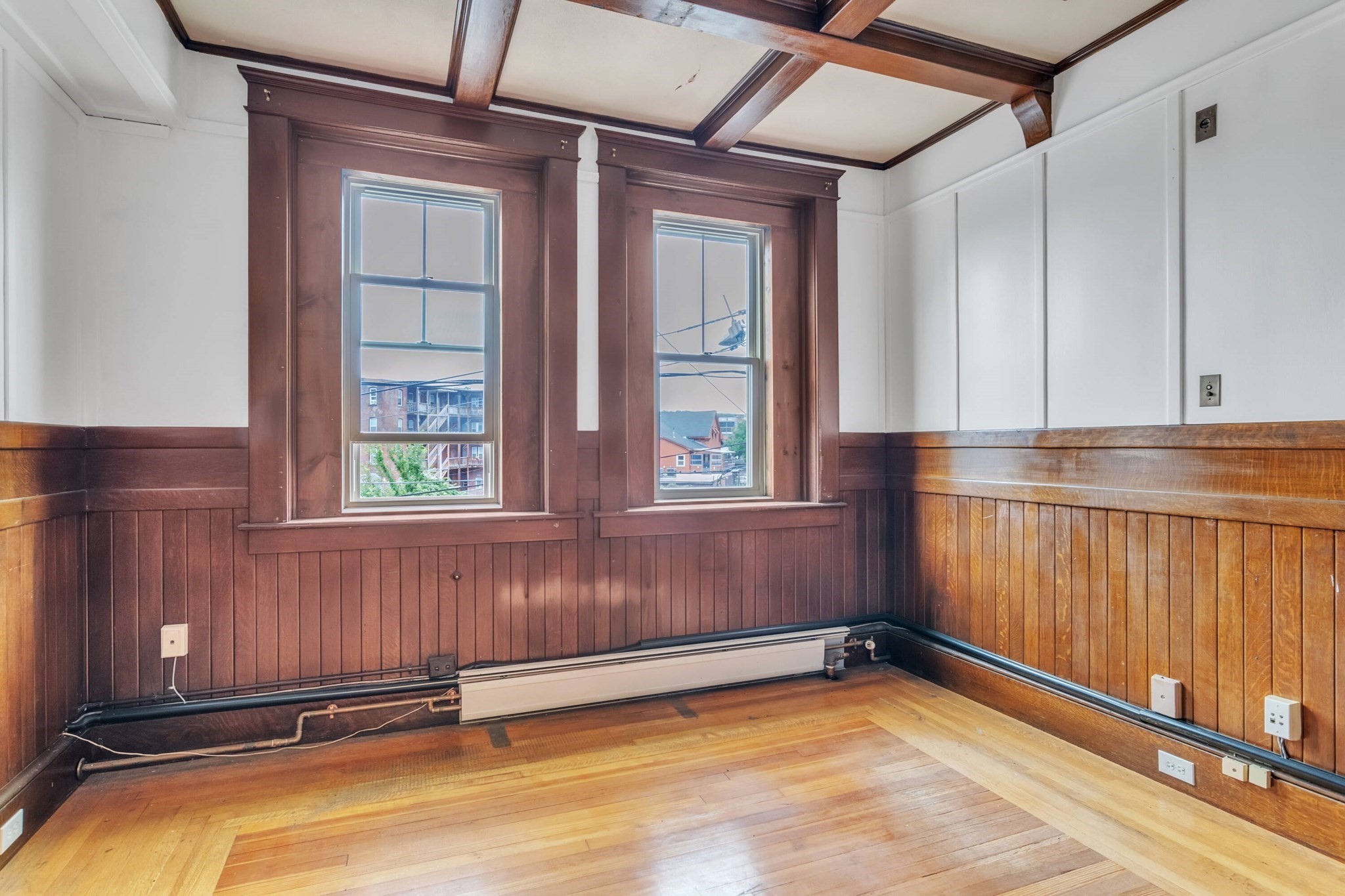 12 Crescent St, Holyoke, MA 01040 - Image 3