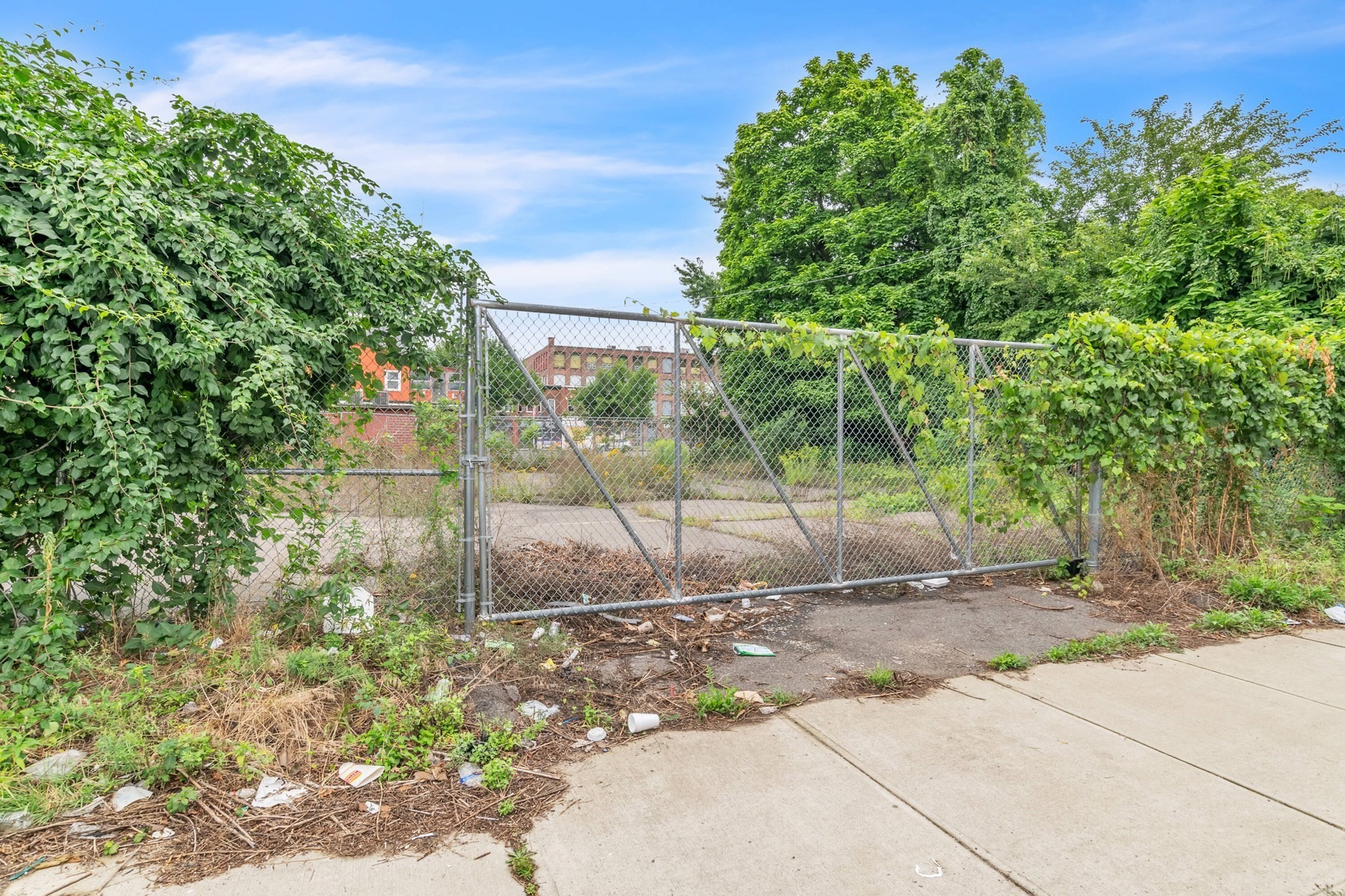 12 Crescent St, Holyoke, MA 01040 - Image 9