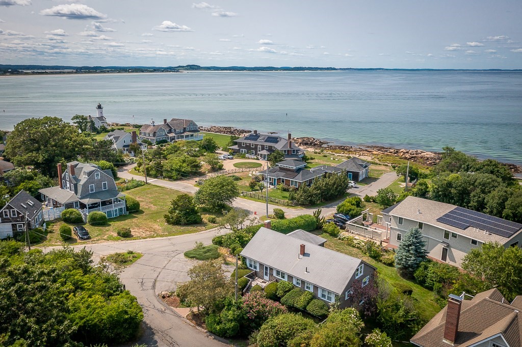 Gloucester 3 Bed 3 Bath Home for Sale - $1,799,000
