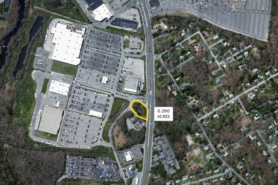 71 Faunce Corner Mall Road, Dartmouth, MA 02747