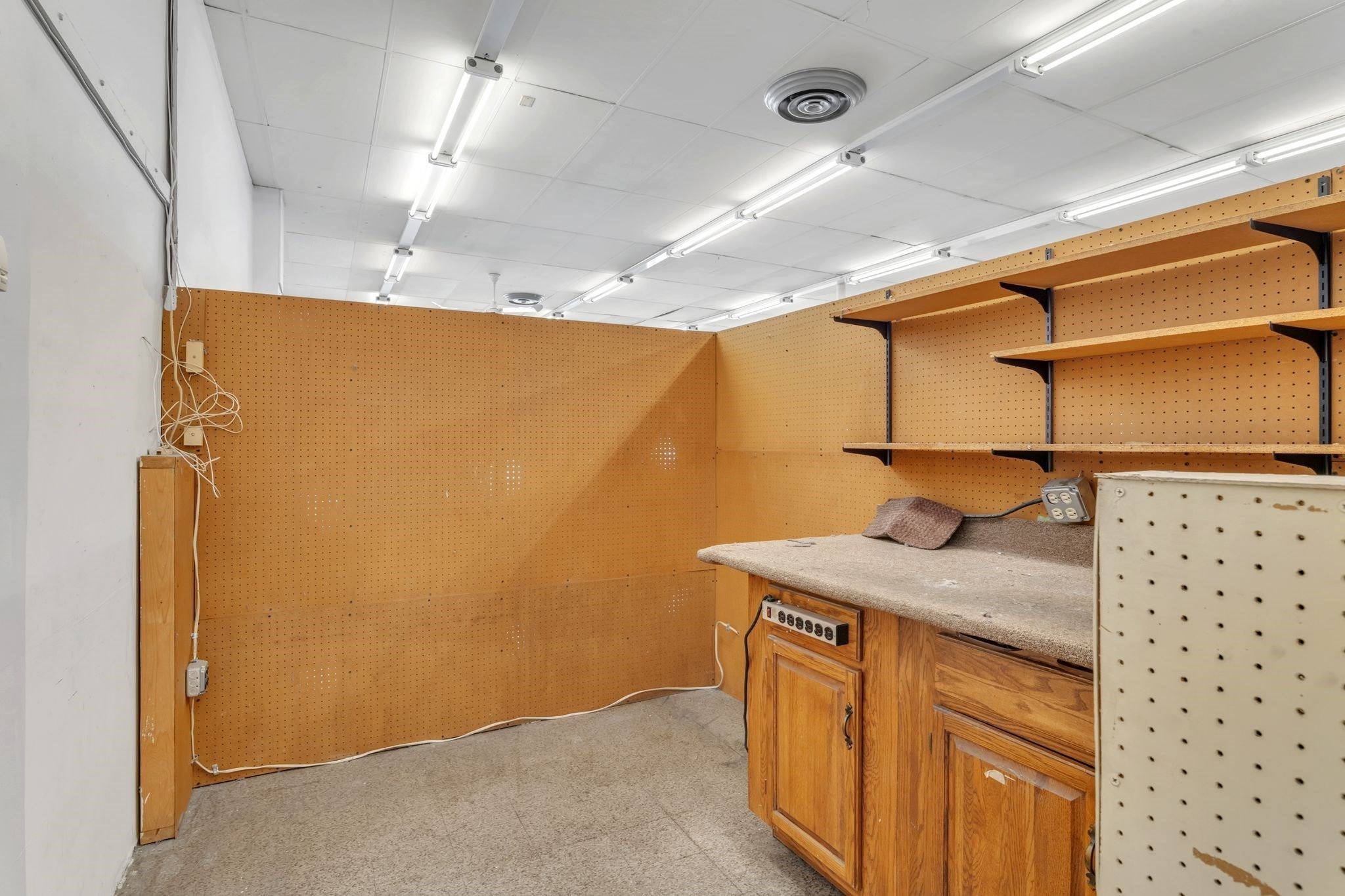 50 Shaker Rd Unit 58, East Longmeadow, MA 01028 - Image 19