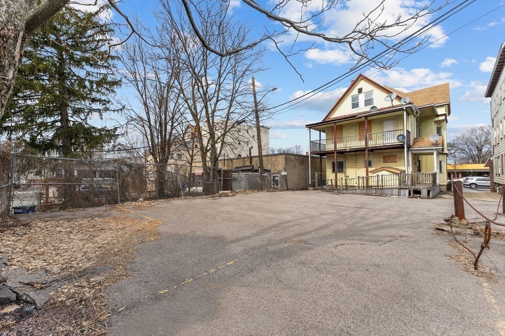 176 Broadway, Somerville, MA 02145 - Image 16