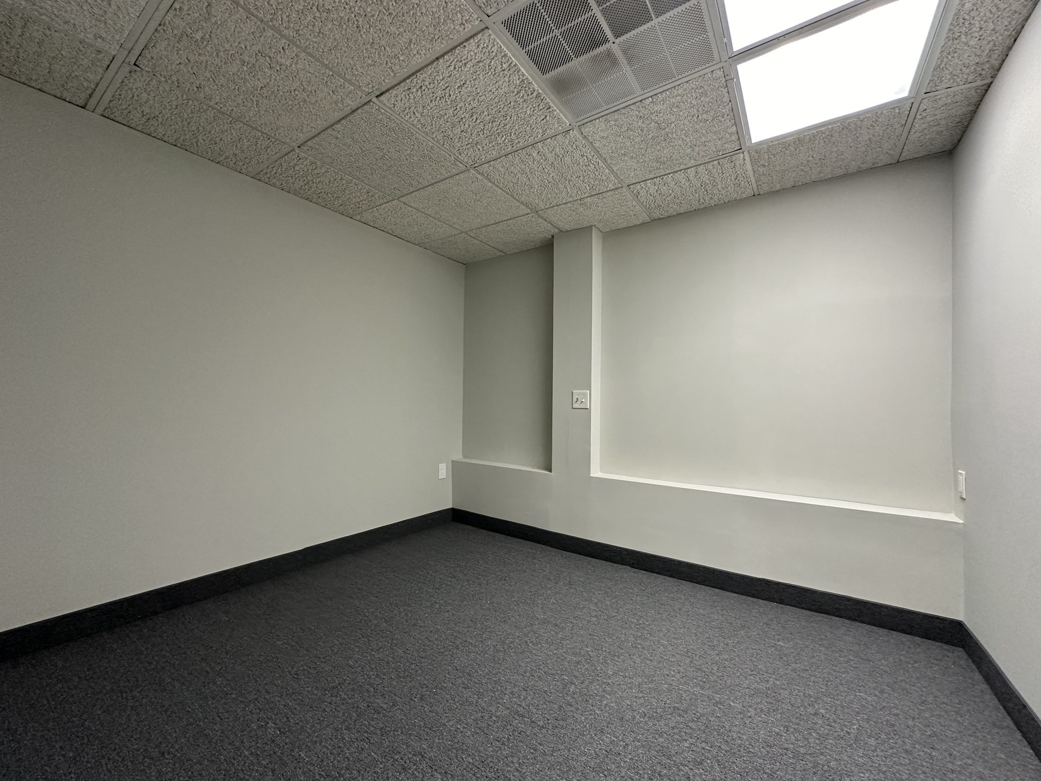 759 Memorial Avenue, West Springfield, MA 01089 - Image 15