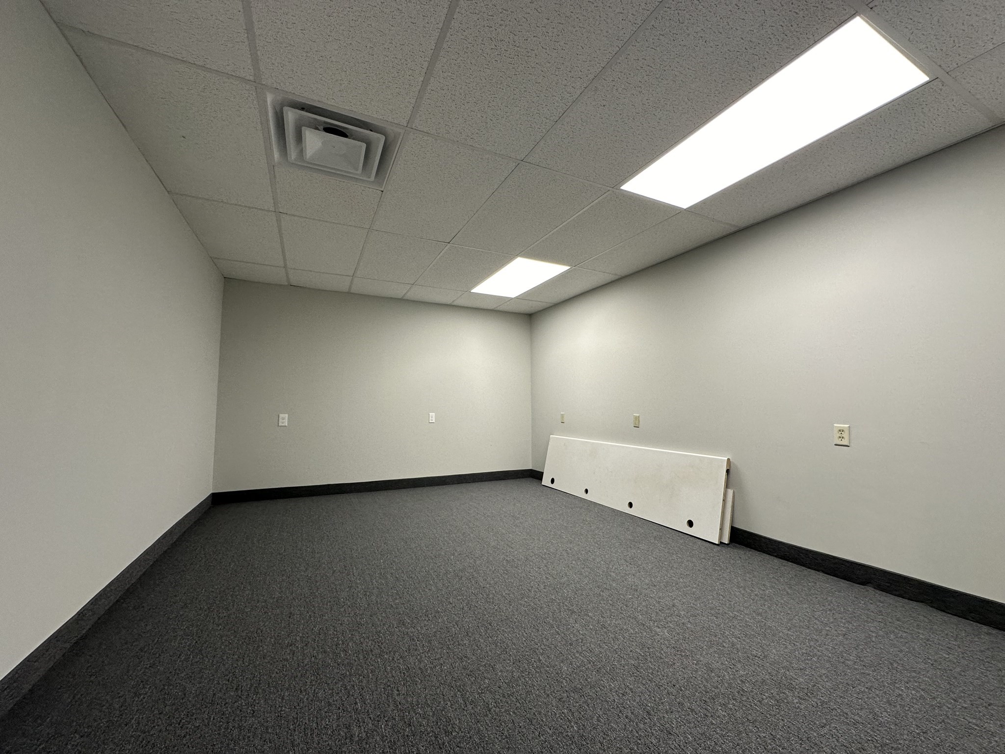 759 Memorial Avenue, West Springfield, MA 01089 - Image 17