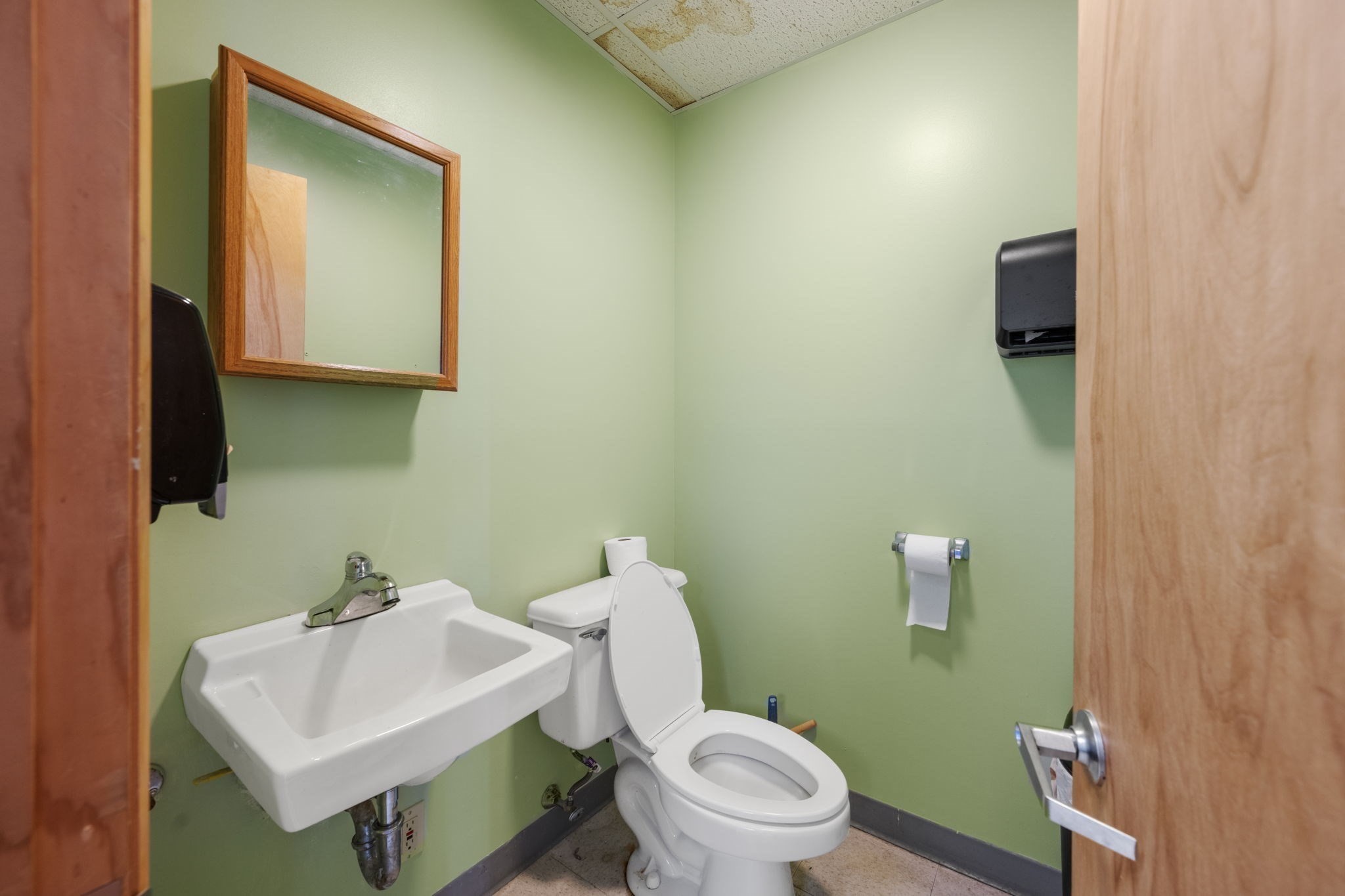 410 High Plain St, Walpole, MA 02081 - Image 9