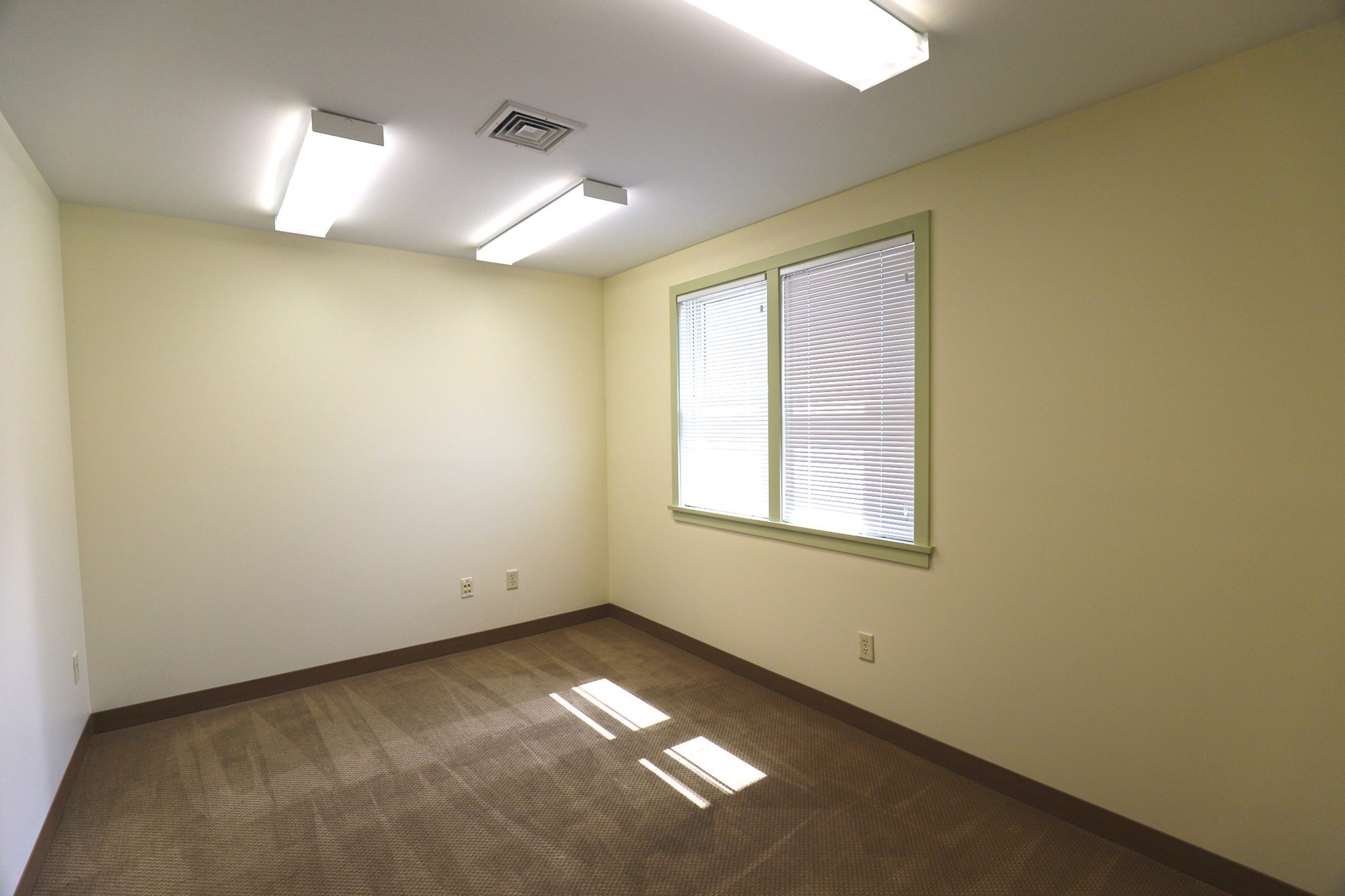 15 Carlson Unit Front Right, Falmouth, MA 02540 - Image 10