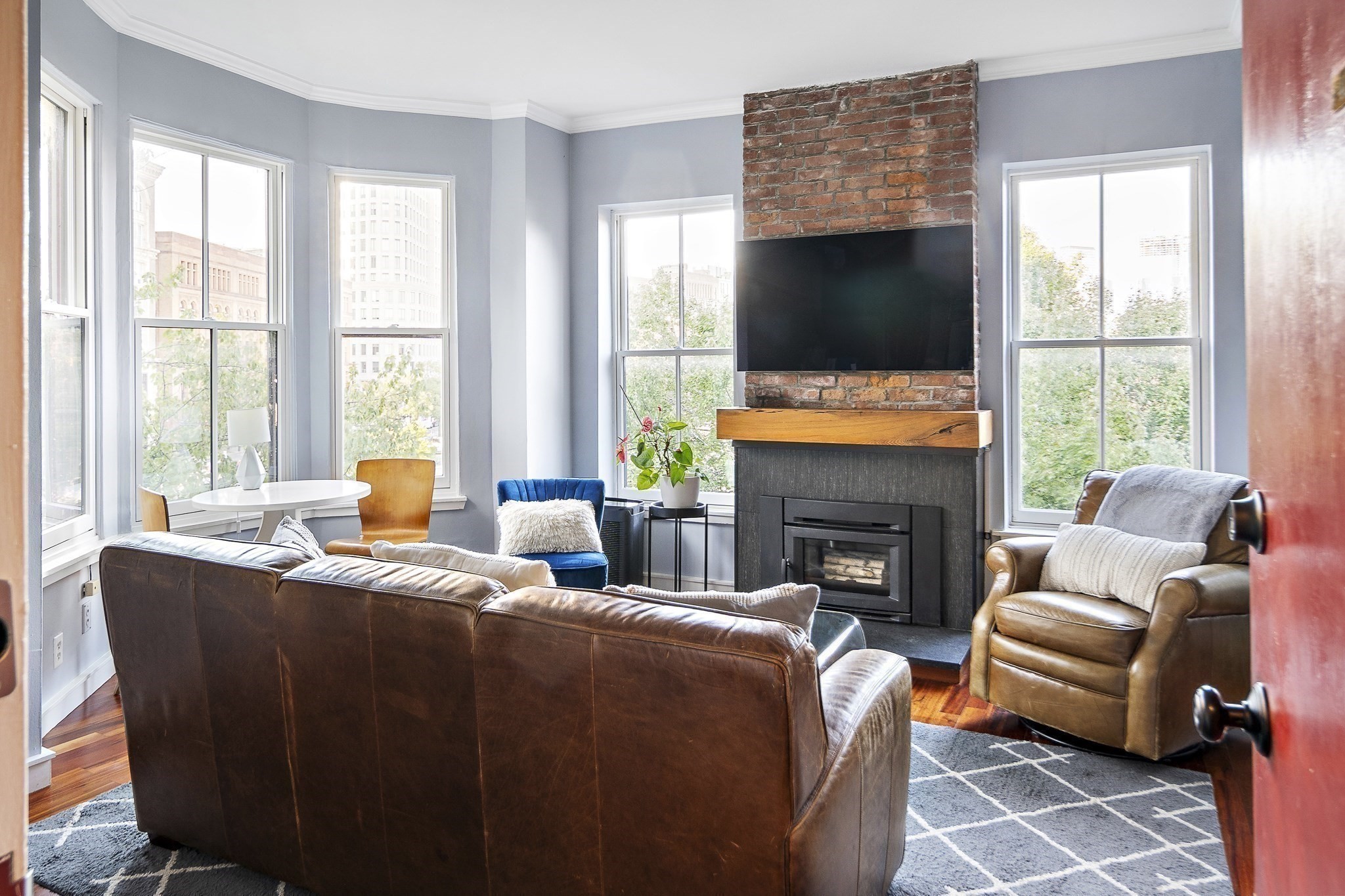 South End 1 Bed 2 Bath Condo for Sale 895,000