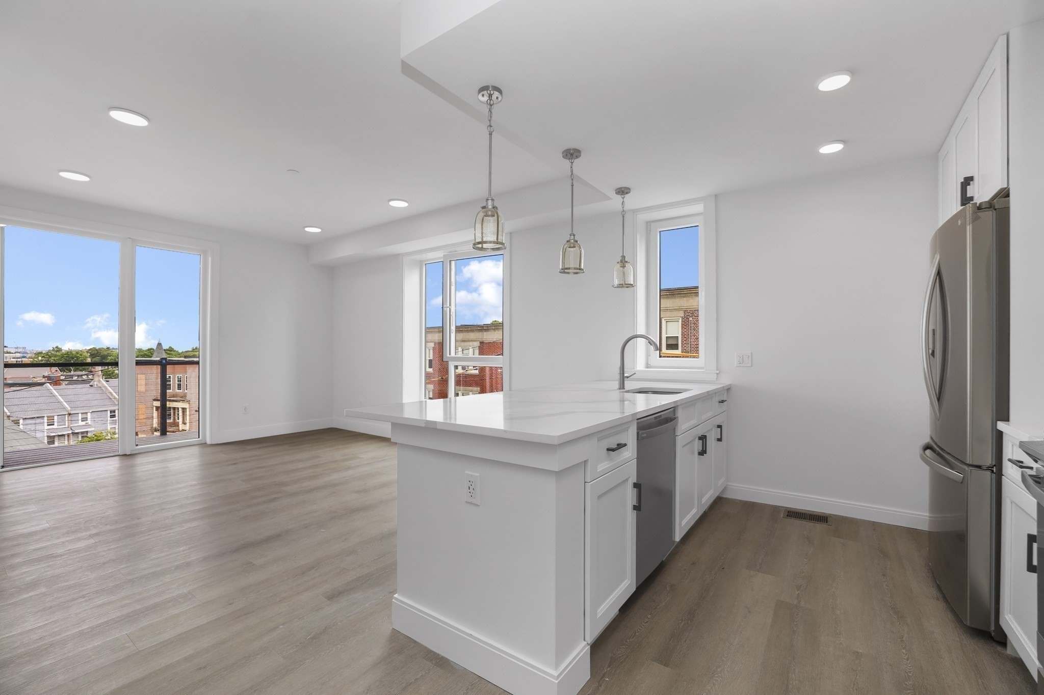 roxbury - #73294274