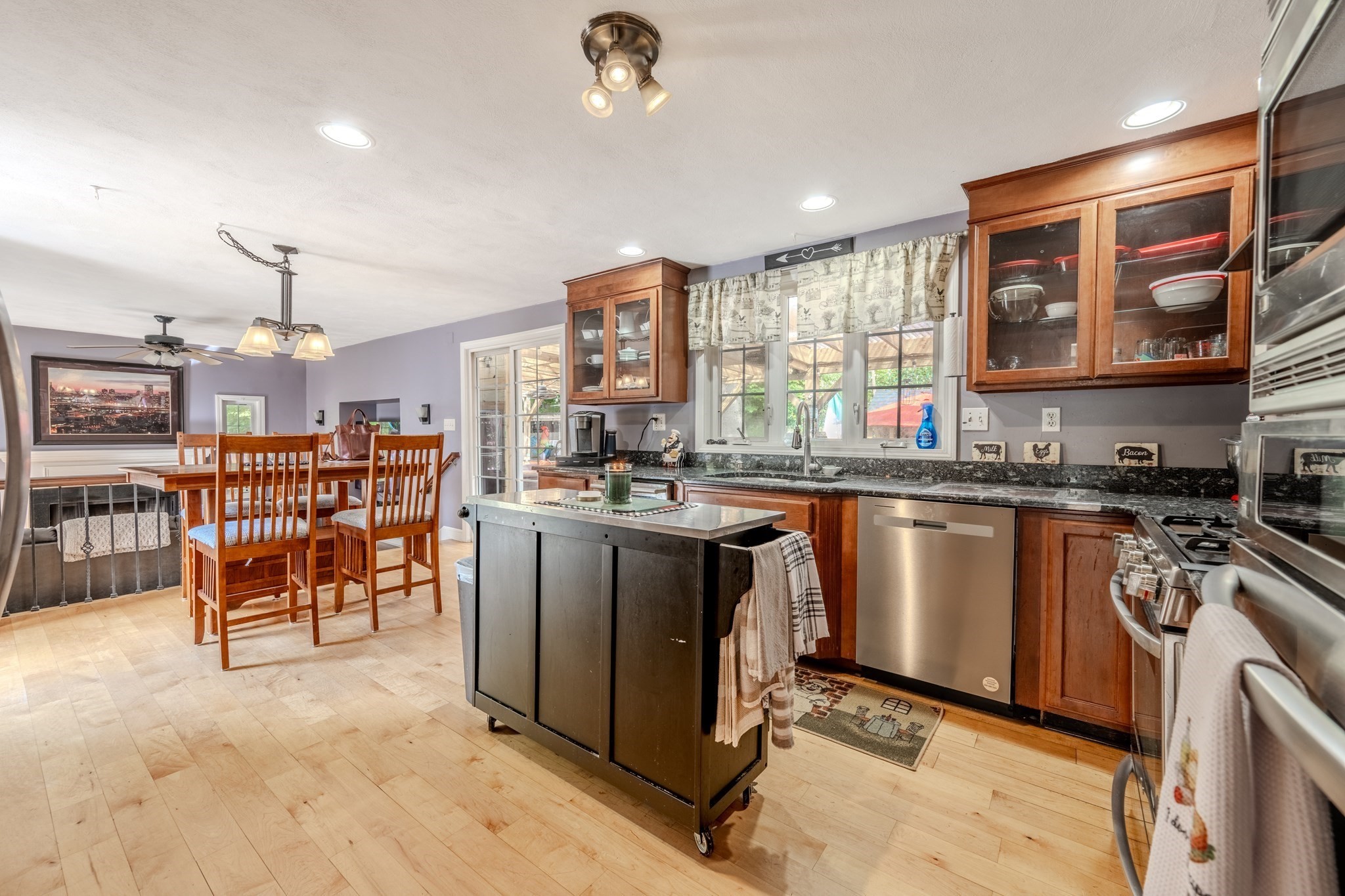 Dracut 4 Bed 3 Bath MultiFamily Home for Sale 699,000