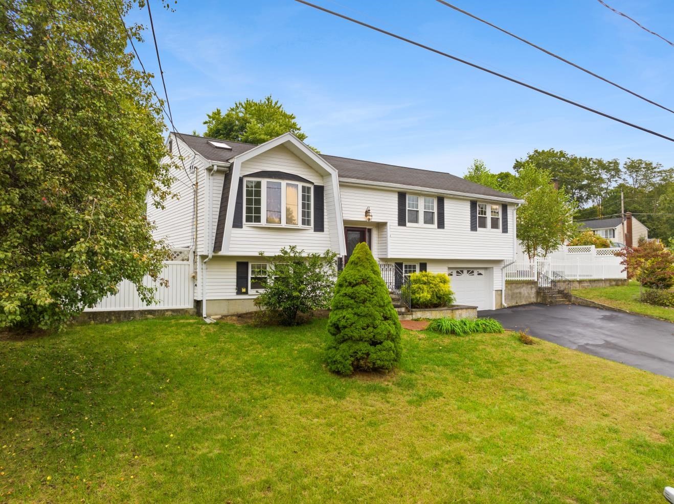 Brockton 3 Bed 2 Bath Home for Sale 584,900