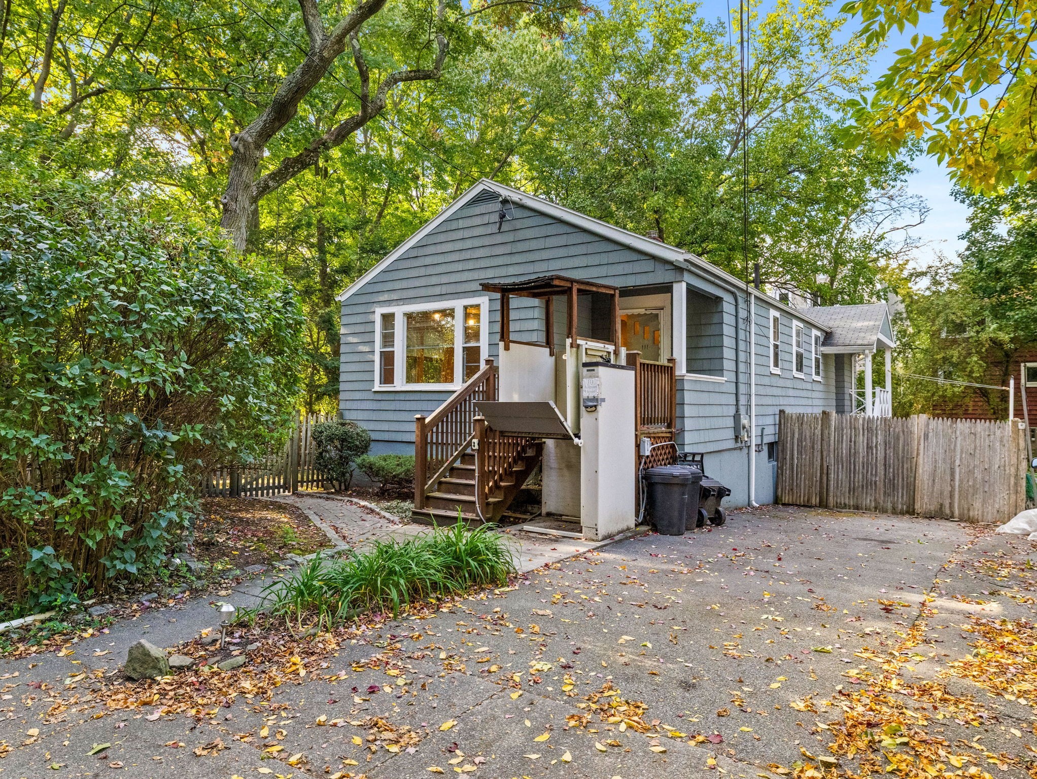 Arlington 2 Bed 1 Bath Home for Sale 735,000