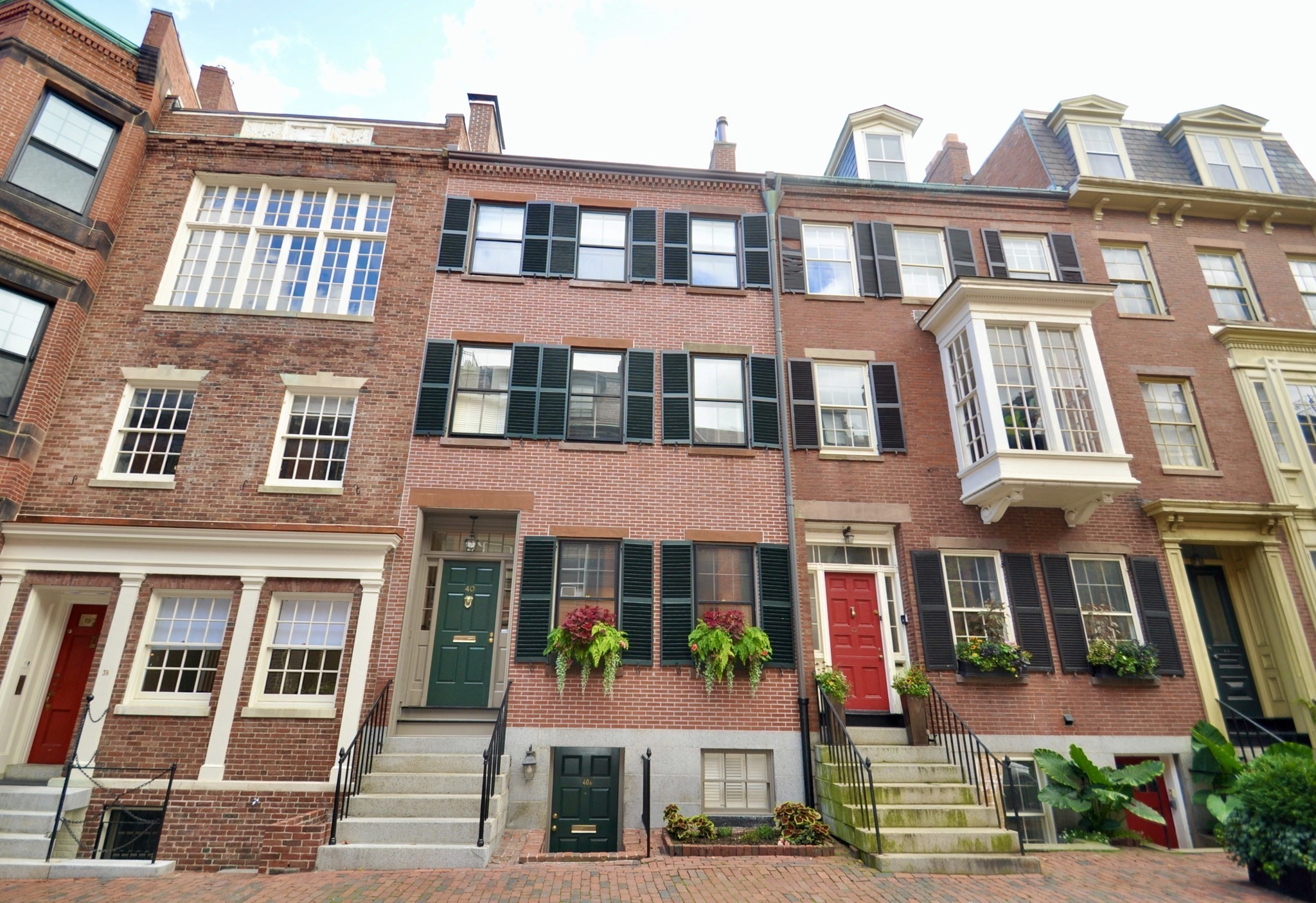 40 Pinckney St, Boston - Beacon Hill, MA 02114