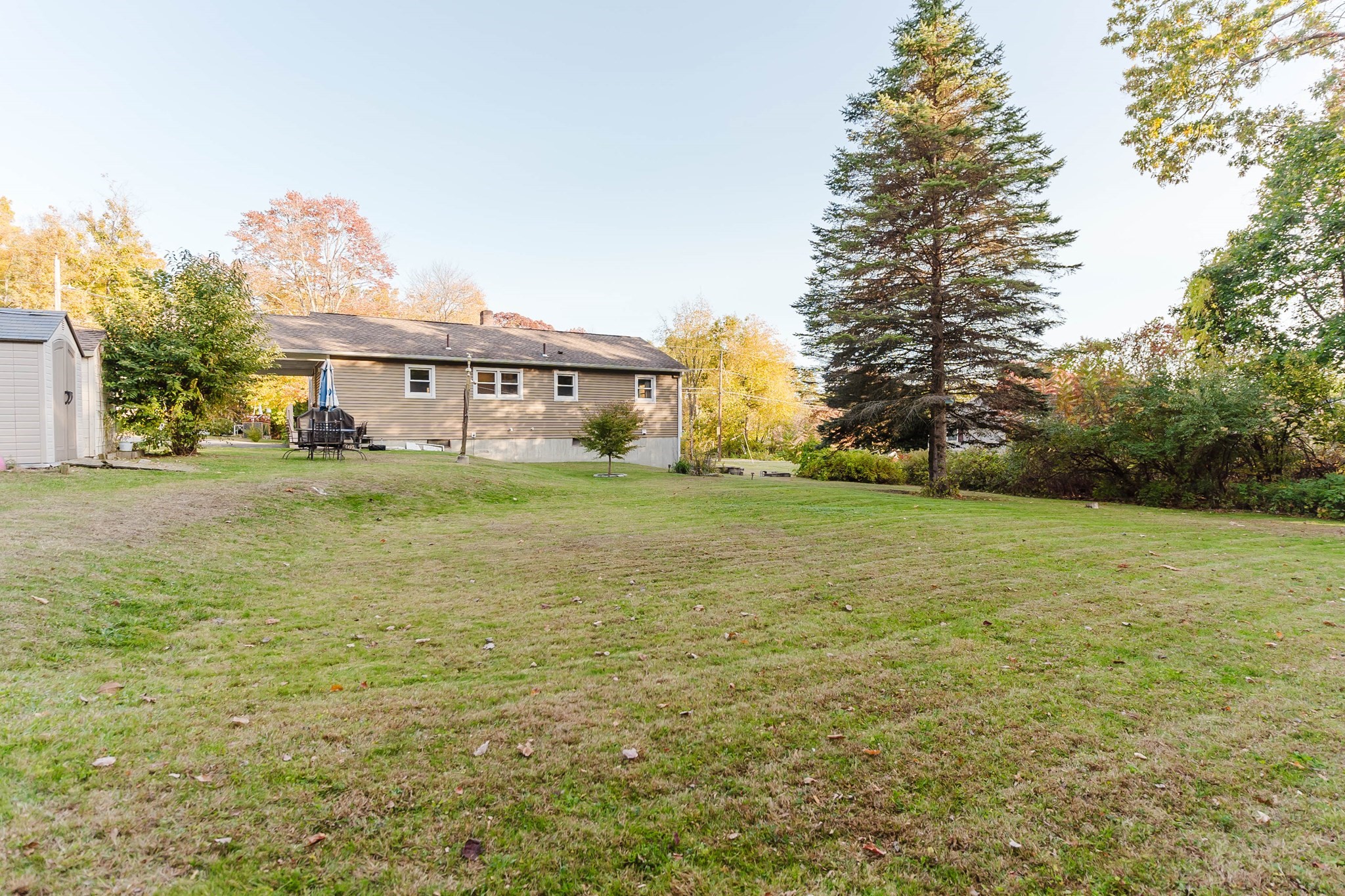 Leominster 3 Bed 1 Bath Home for Sale 434,900