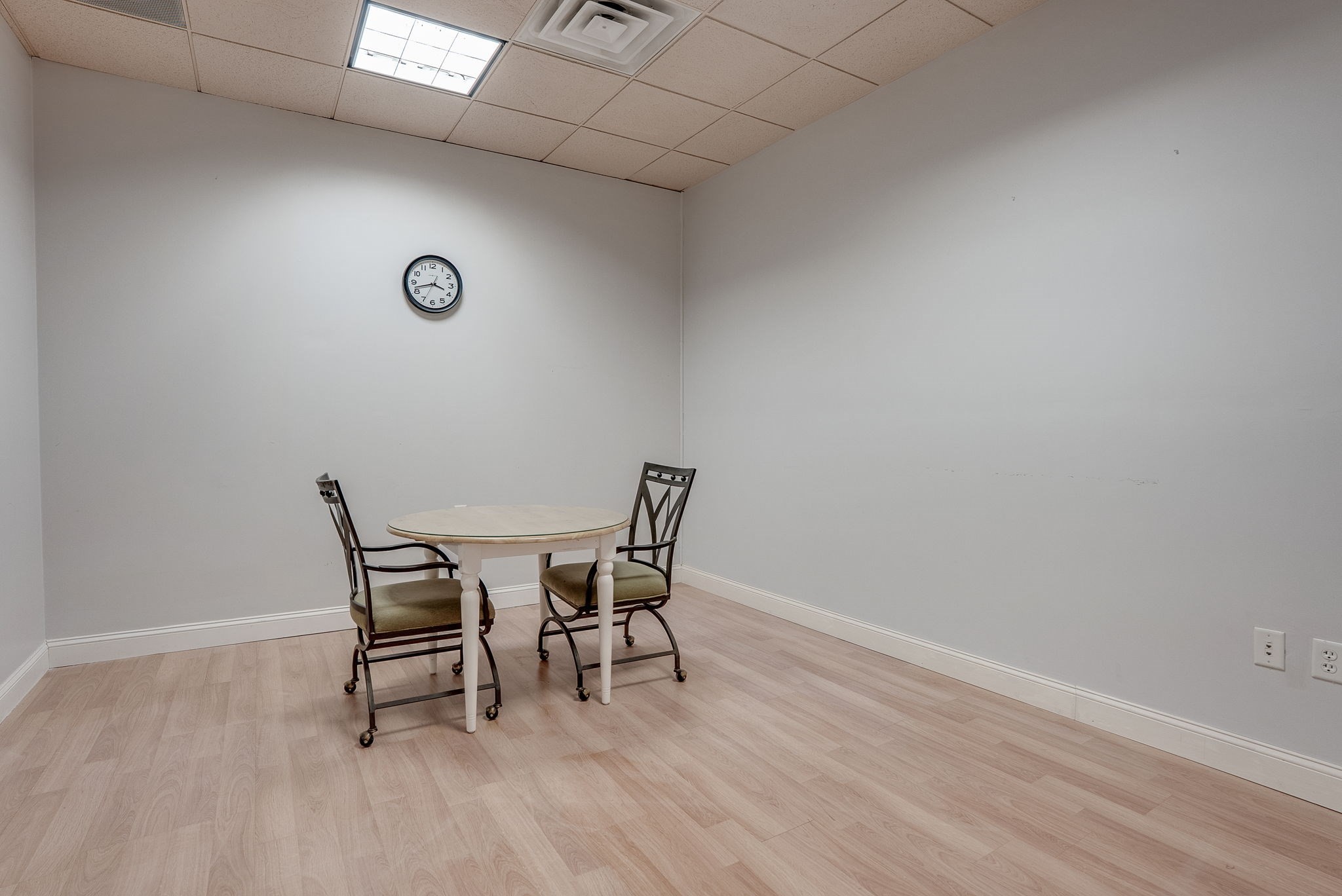 486 Chestnut St Unit 10, Gardner, MA 01440 - Image 9