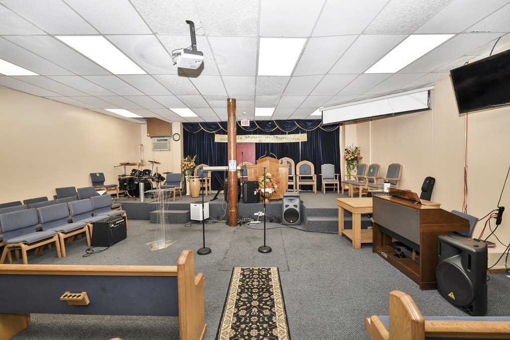 35 Fairmount Ave, Hyde Park, Boston, MA 02136 - Image 4