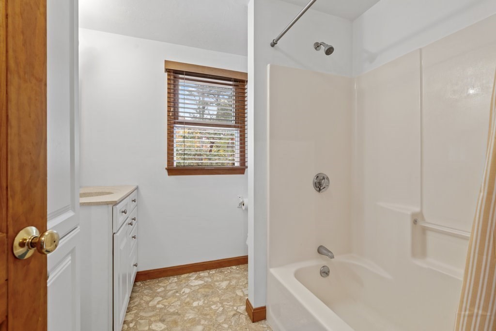 62 Teakettle Ln, Duxbury, MA 02332 - Image 16