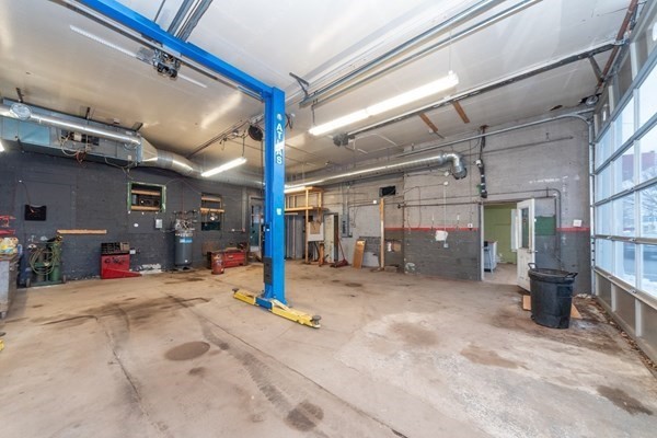 678 Main St, Clinton, MA 01510 - Image 4