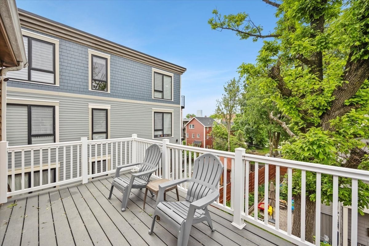 102 Mount Pleasant Ave, Boston - Roxbury, MA 02119