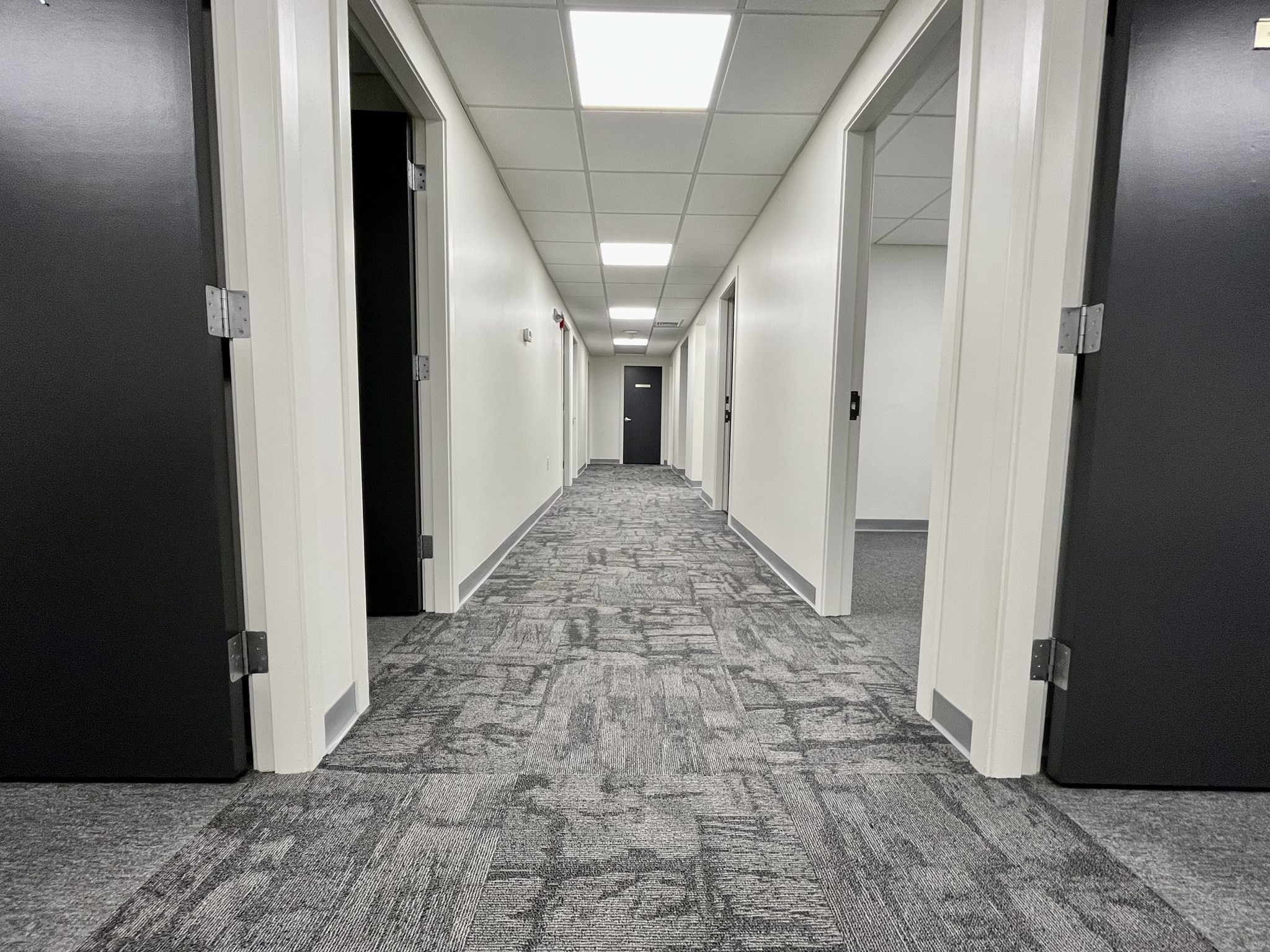 205 Willow St, Hamilton, MA 01982 - Image 2