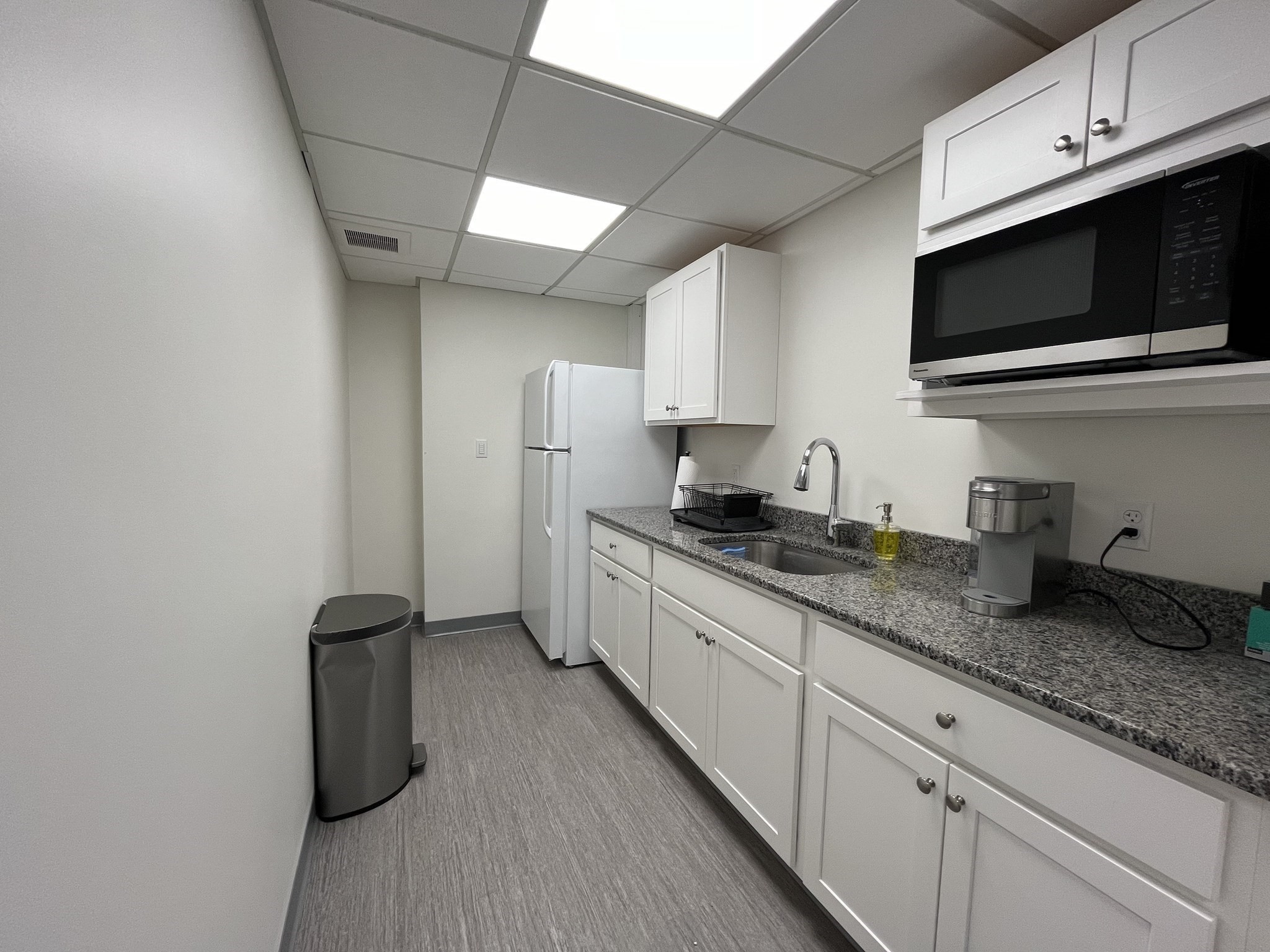 205 Willow St, Hamilton, MA 01982 - Image 3