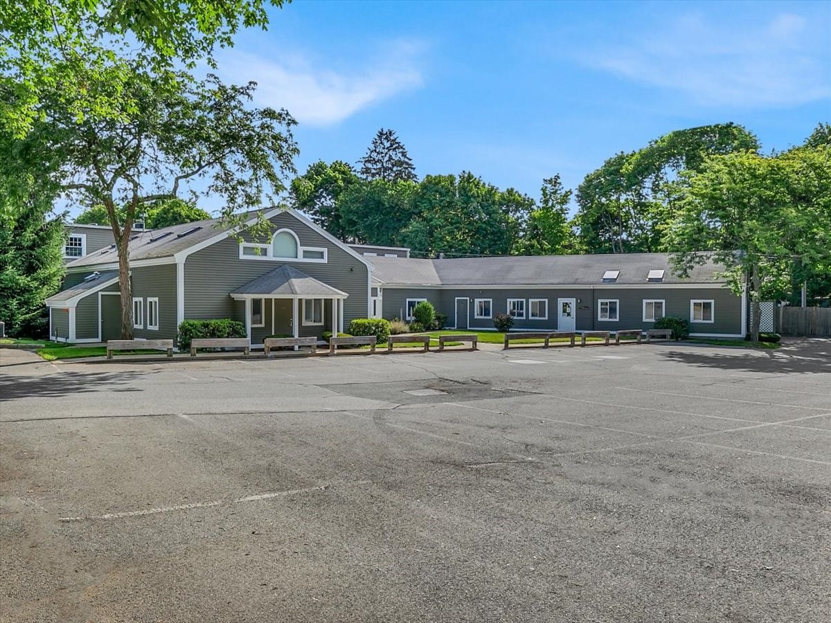 205 Willow St, Hamilton, MA 01982 - Image 6