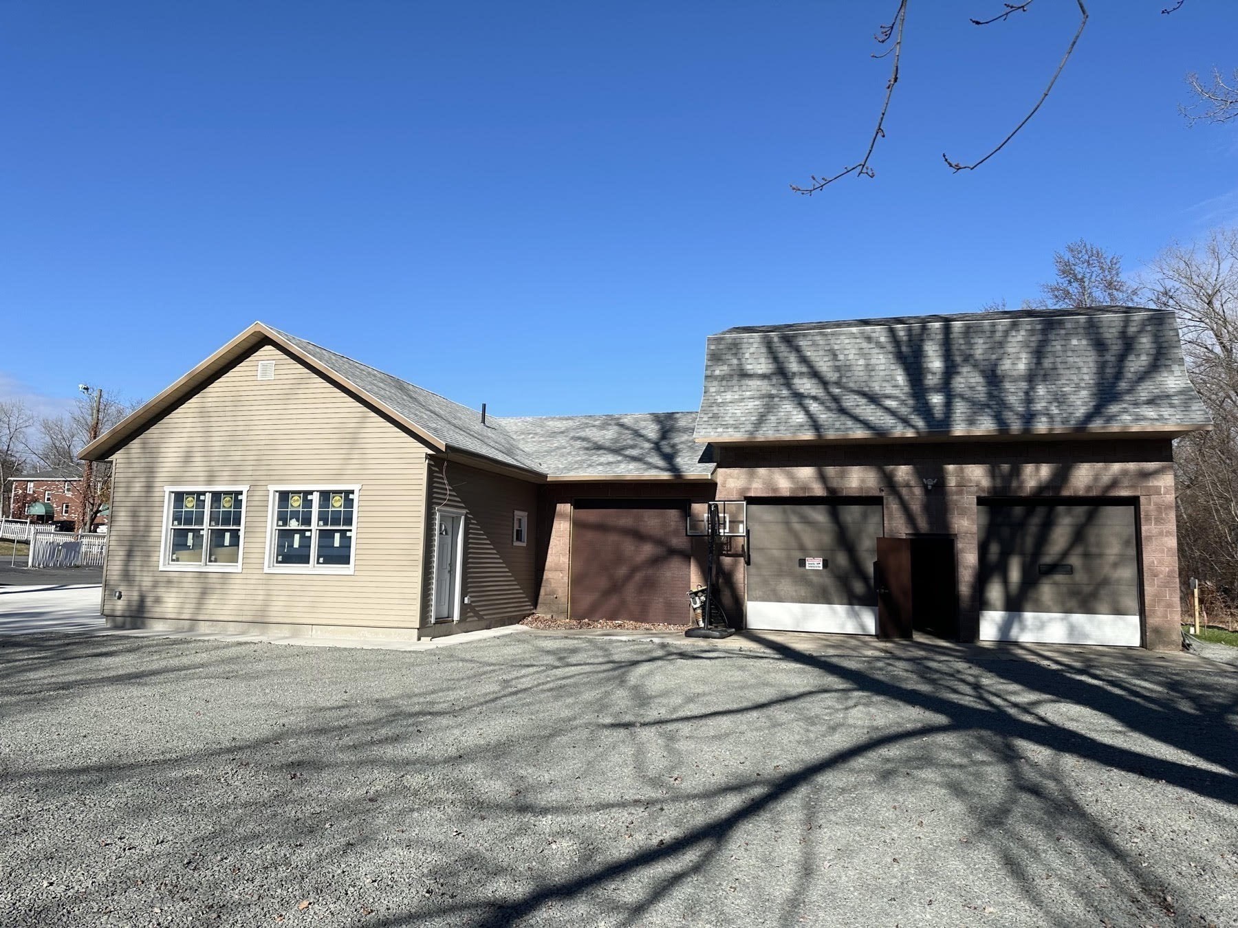 2 Elizabeth St, West Springfield, MA 01089 - Image 3