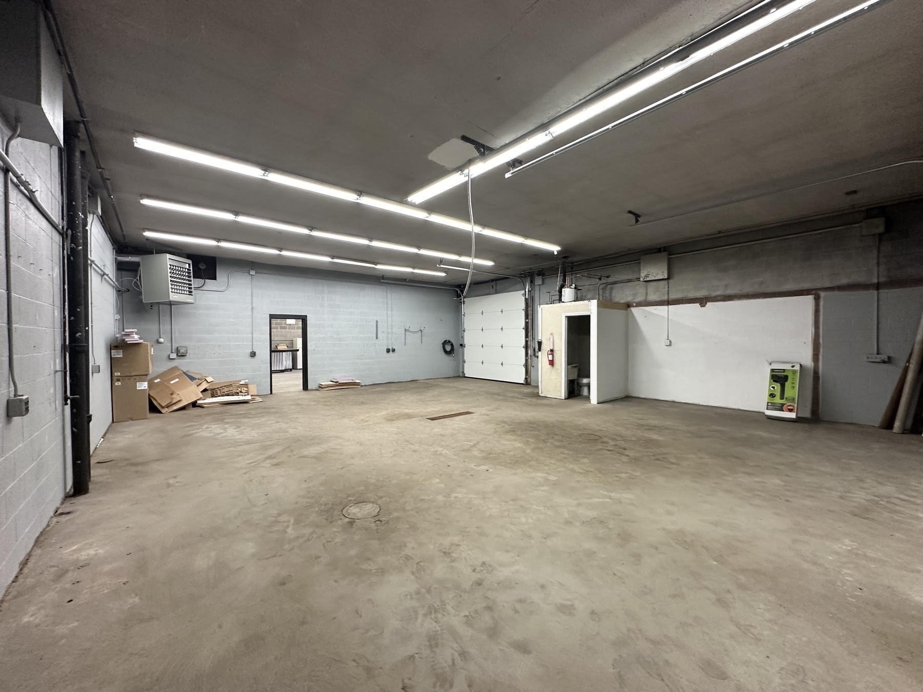 2 Elizabeth St, West Springfield, MA 01089 - Image 6