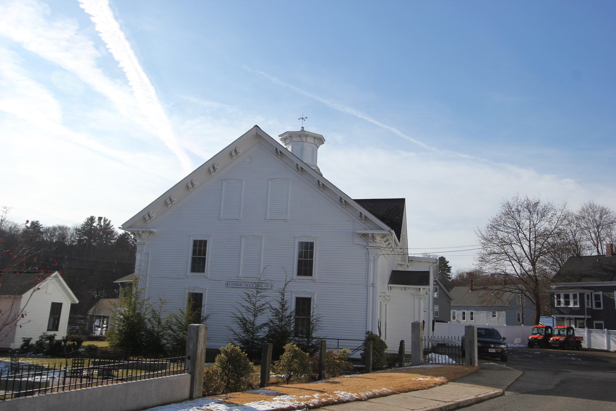 8 Court St, Uxbridge, MA 01569 - Image 1