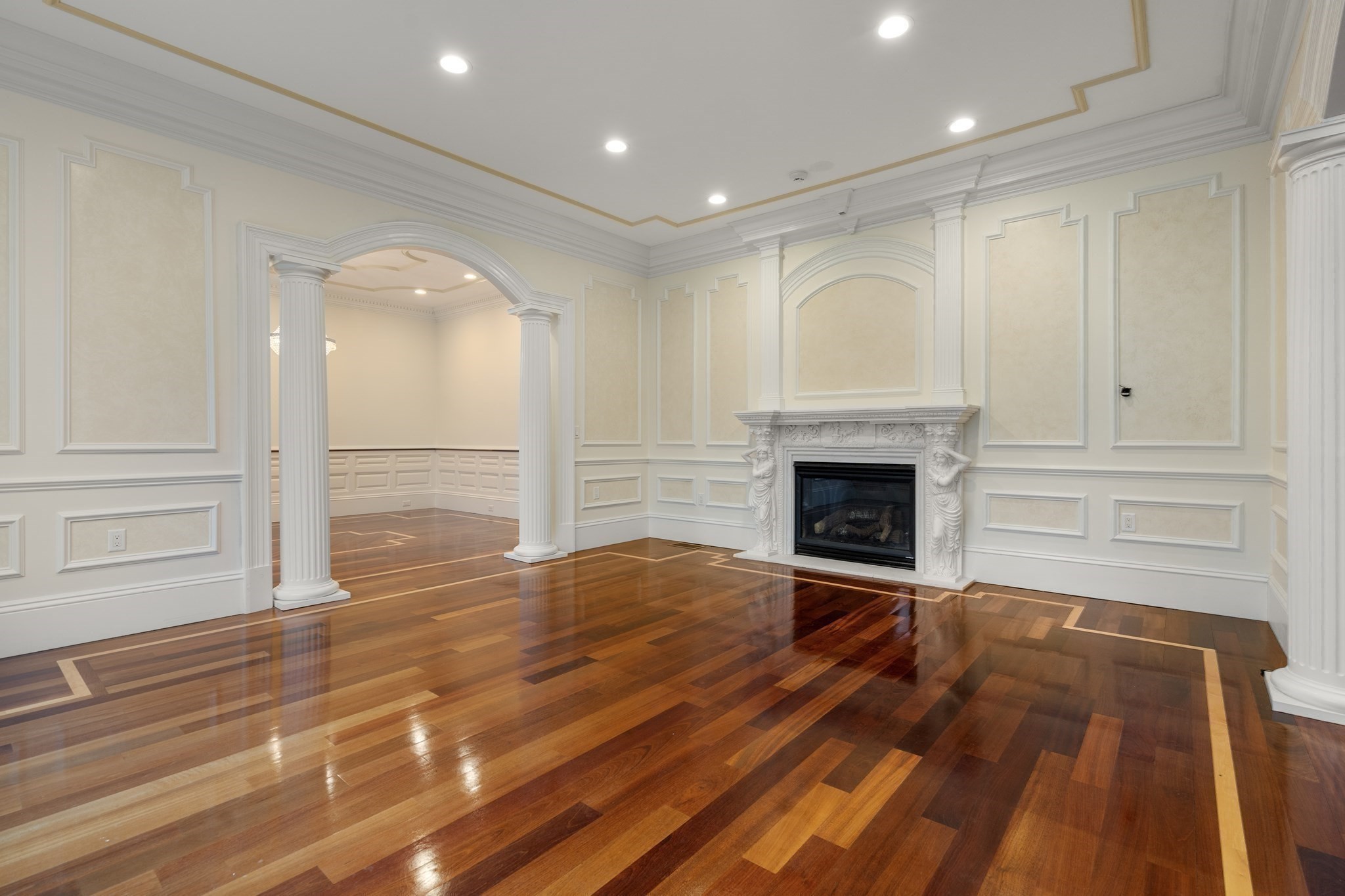 belmont - #73318826