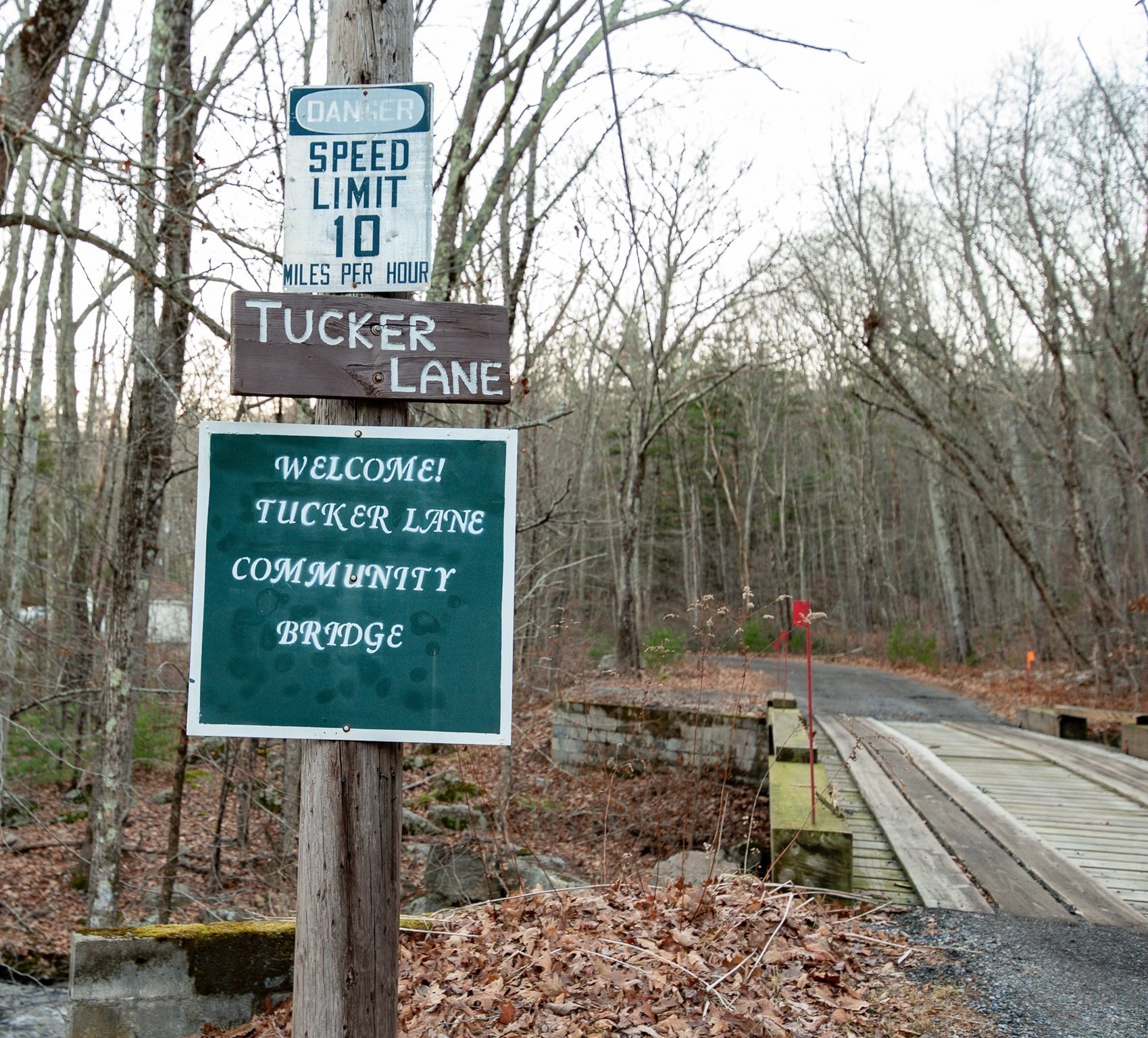 34 Tucker Ln, Sutton, MA 01590 - Image 2