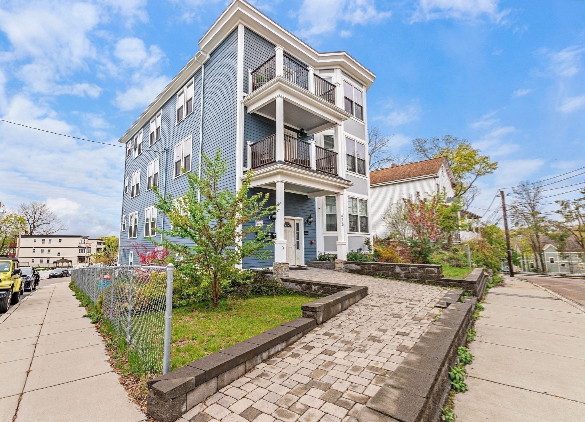 dorchester - #73320164