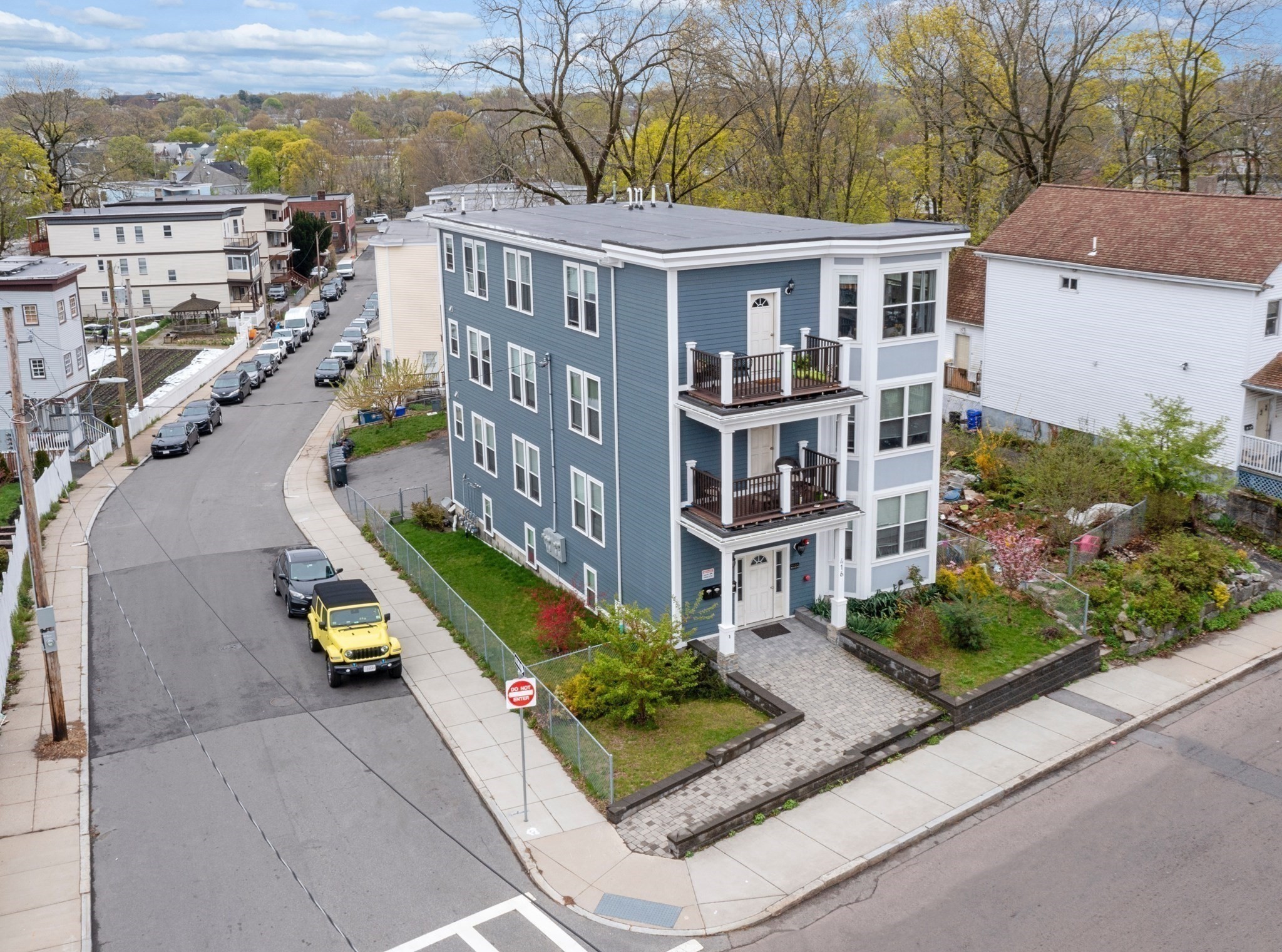 dorchester - #73320164