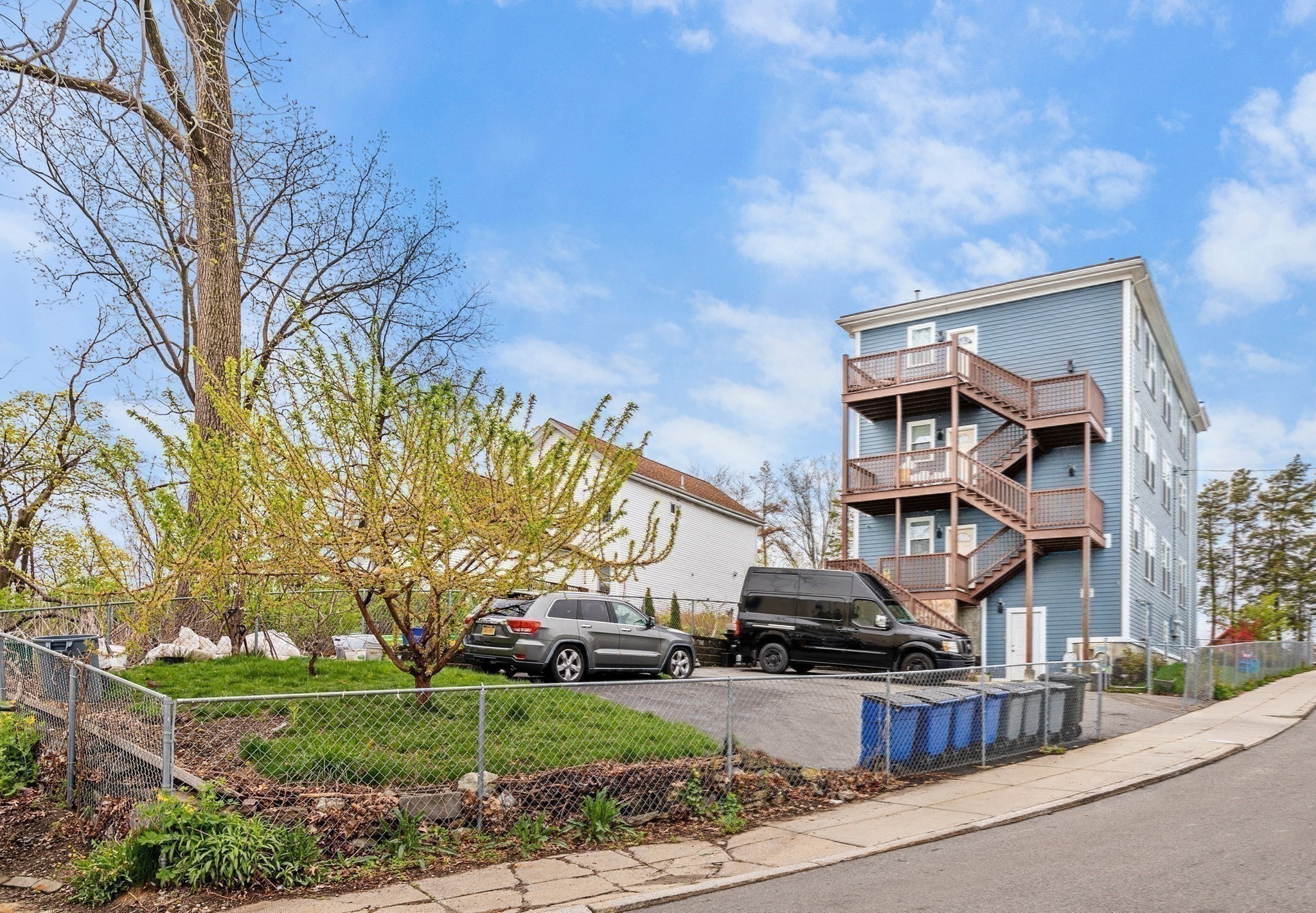 dorchester - #73320164