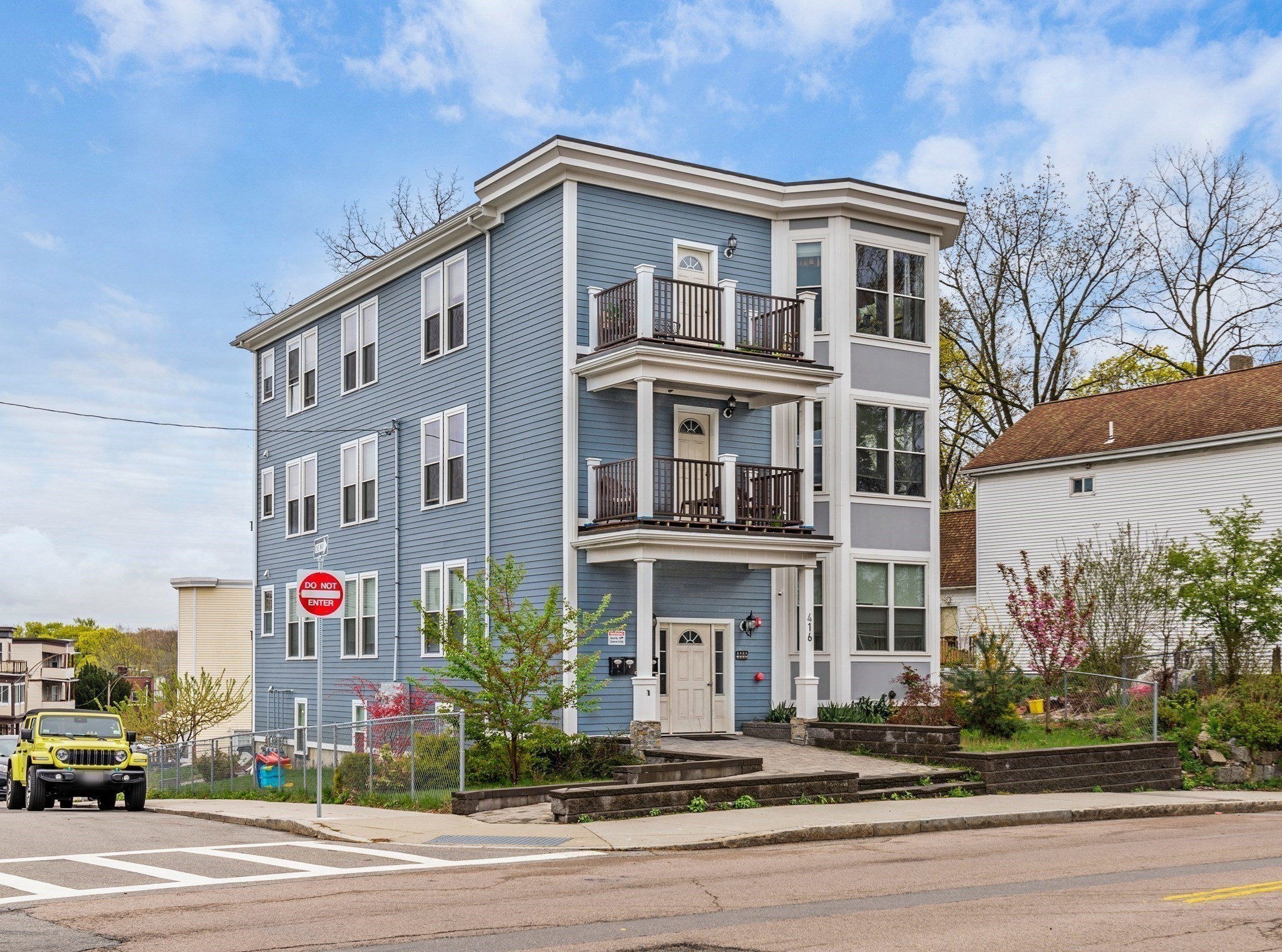 dorchester - #73320164