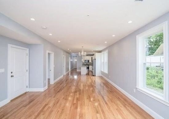 dorchester - #73320164