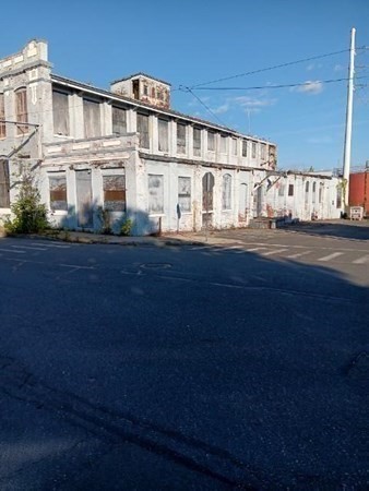 16 Commercial St, Holyoke, MA 01040 - Image 6