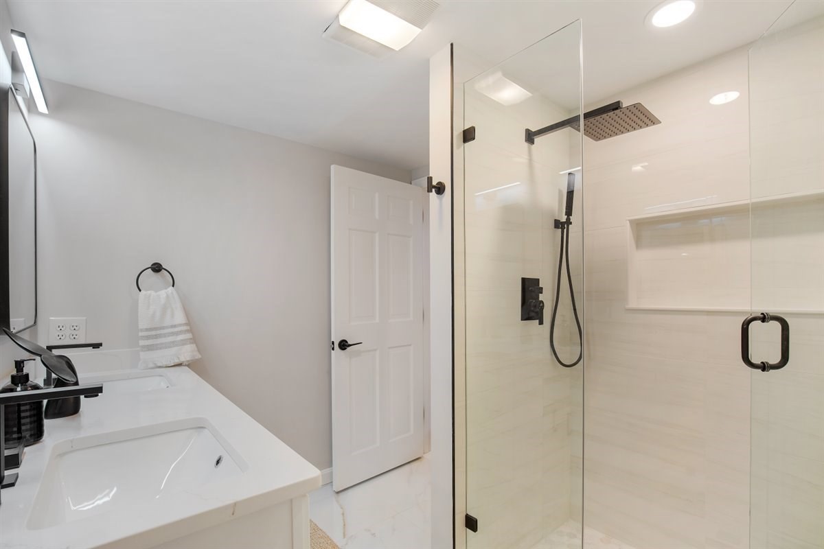 barnstable - #73324176