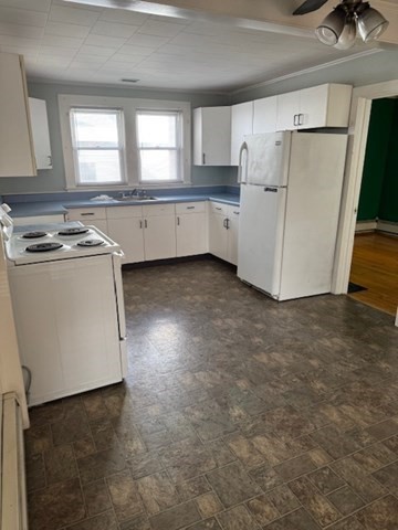 lowell - #73325270