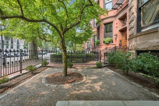 261 Marlborough St, Apt 1