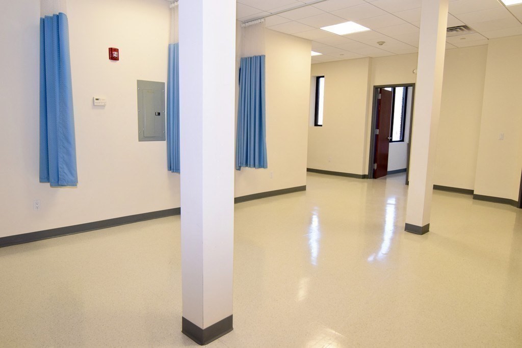 169 N Franklin Street Unit 2, Holbrook, MA 02343 - Image 4