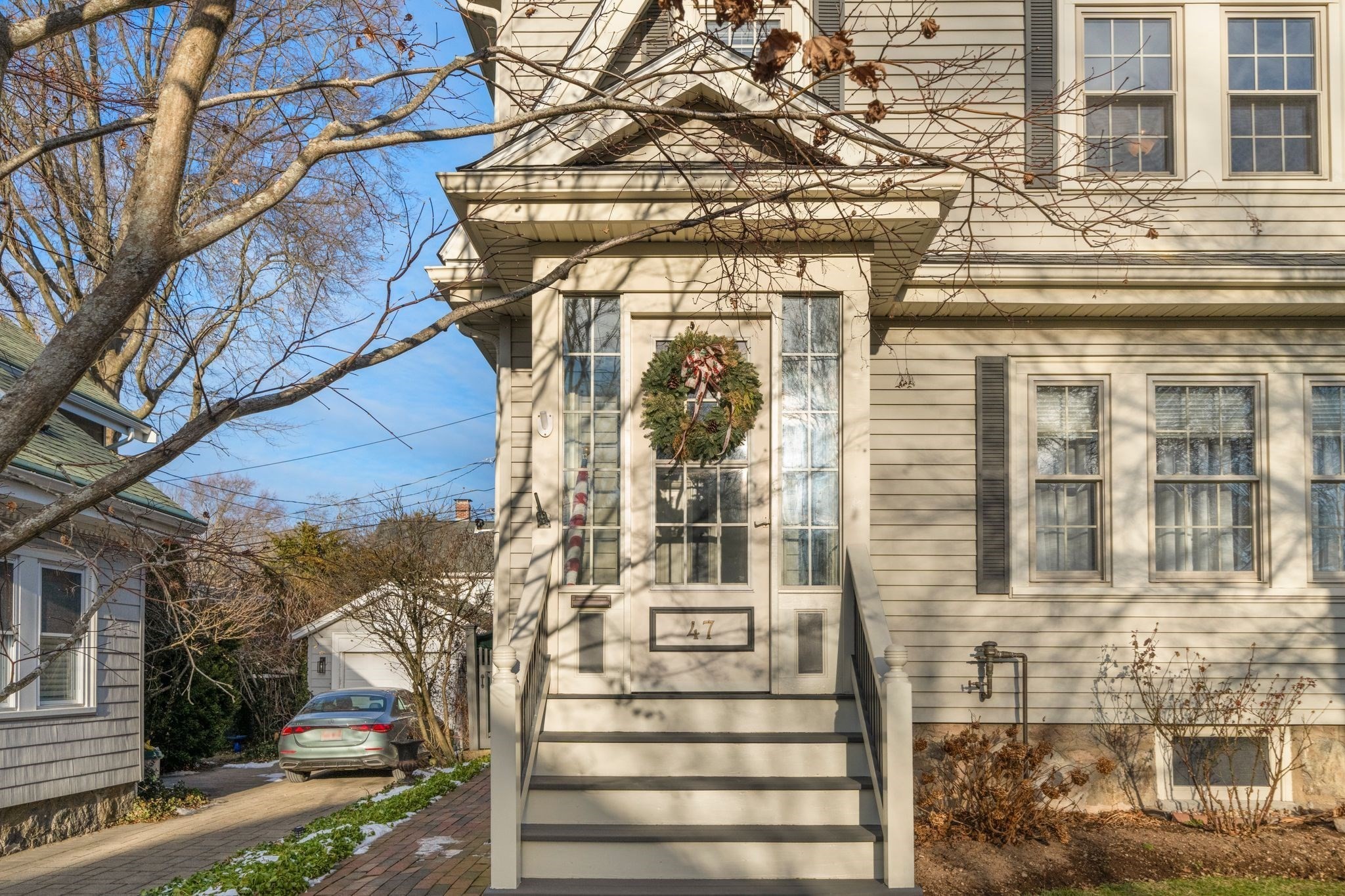 47 Chilton Rd, Boston - West Roxbury, MA 02132