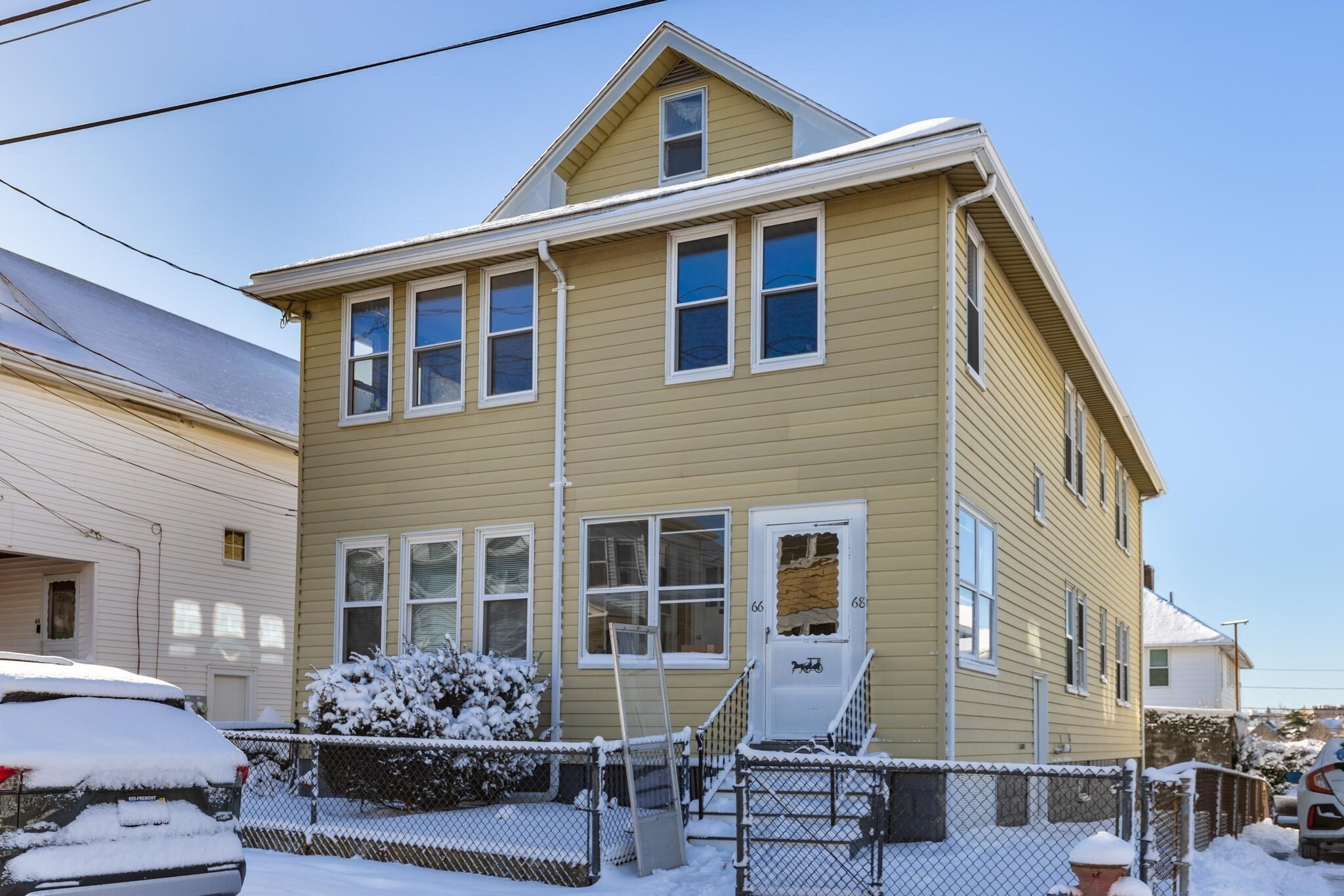 66 Putnam Rd, Somerville, MA 02145