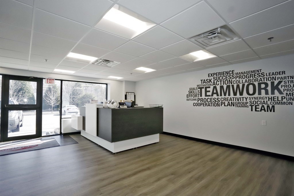 21 Ventura Dr Unit 1, Dartmouth, MA 02747 - Image 1