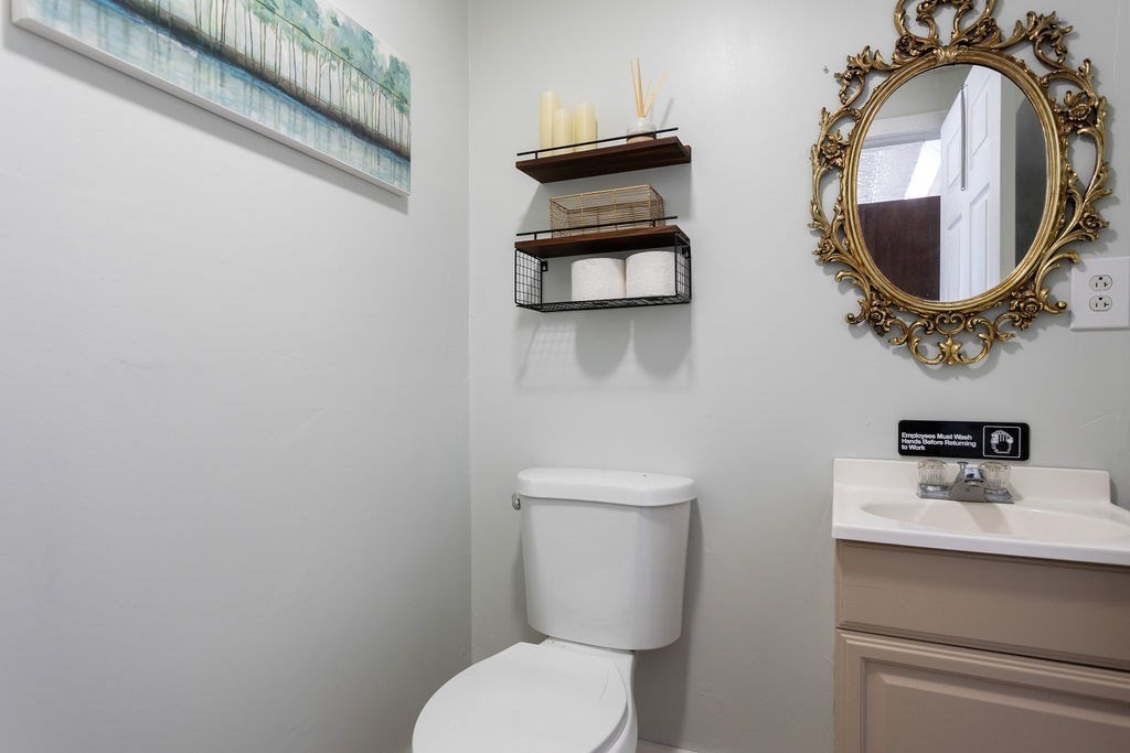 6 Hartford Turnpike, Shrewsbury, MA 01545 - Image 17