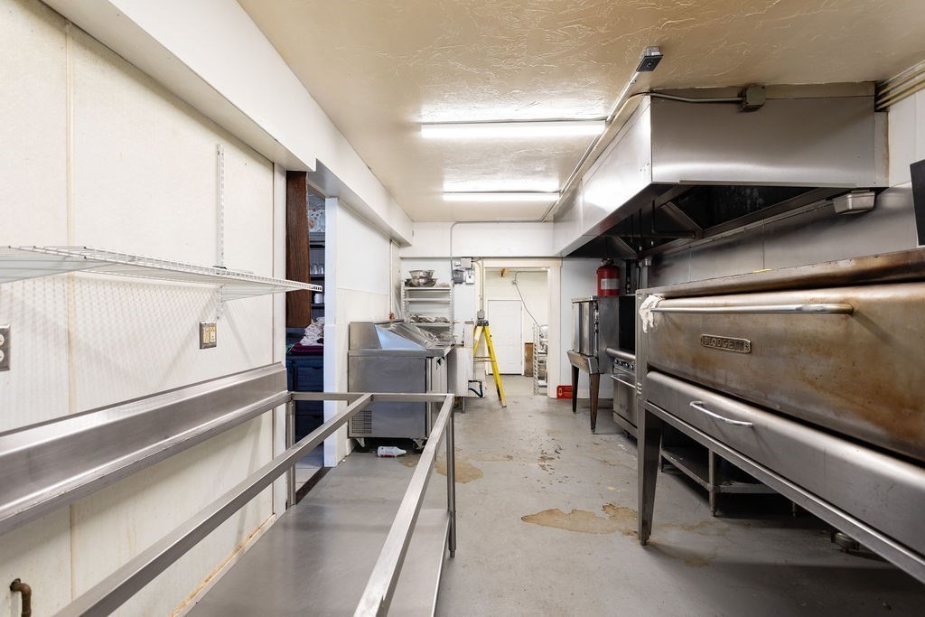 6 Hartford Turnpike, Shrewsbury, MA 01545 - Image 4