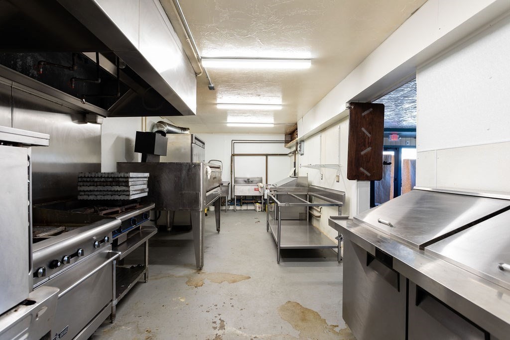 6 Hartford Turnpike, Shrewsbury, MA 01545 - Image 5