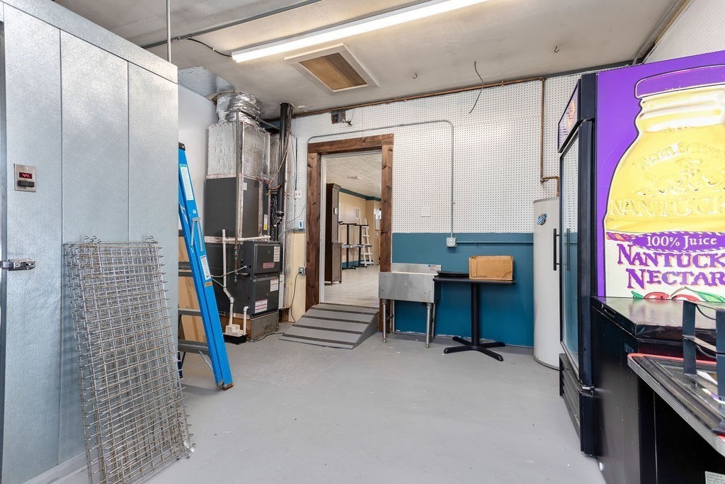 6 Hartford Turnpike, Shrewsbury, MA 01545 - Image 9