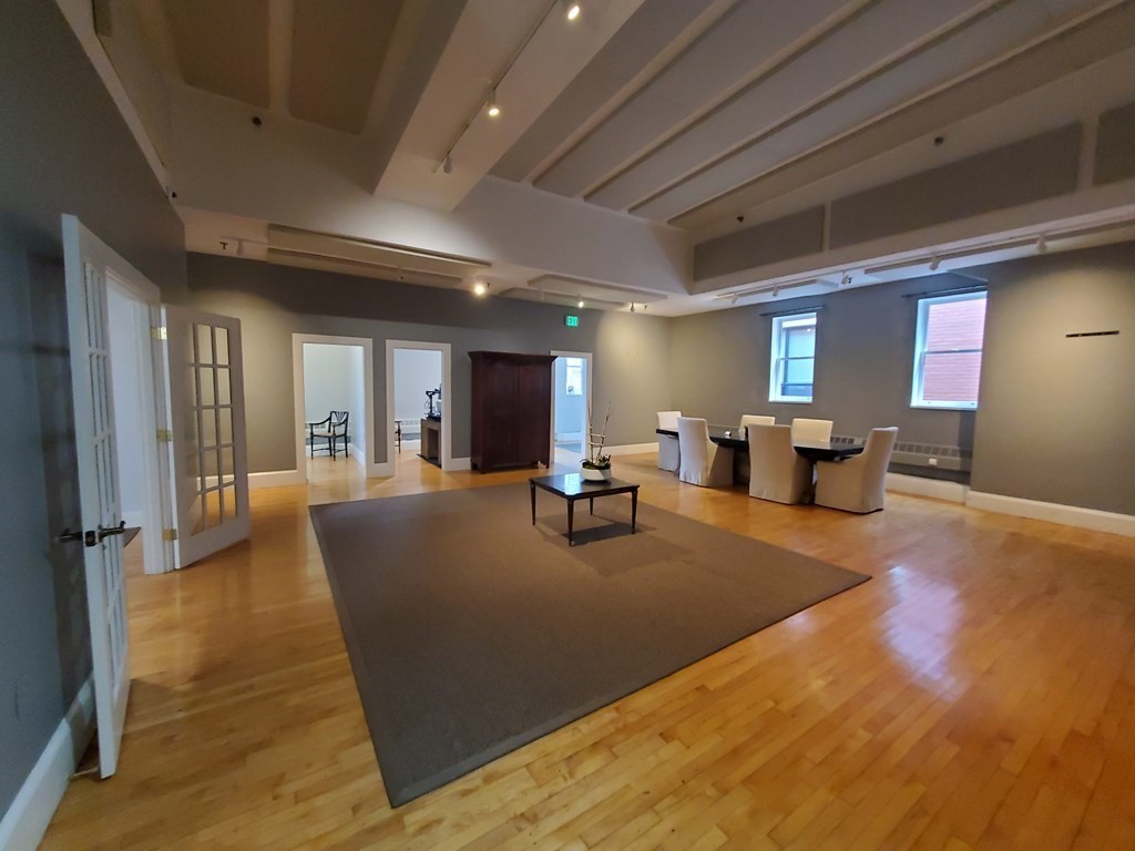 323 Newbury Street, Back Bay, Boston, MA 02115 - Image 4